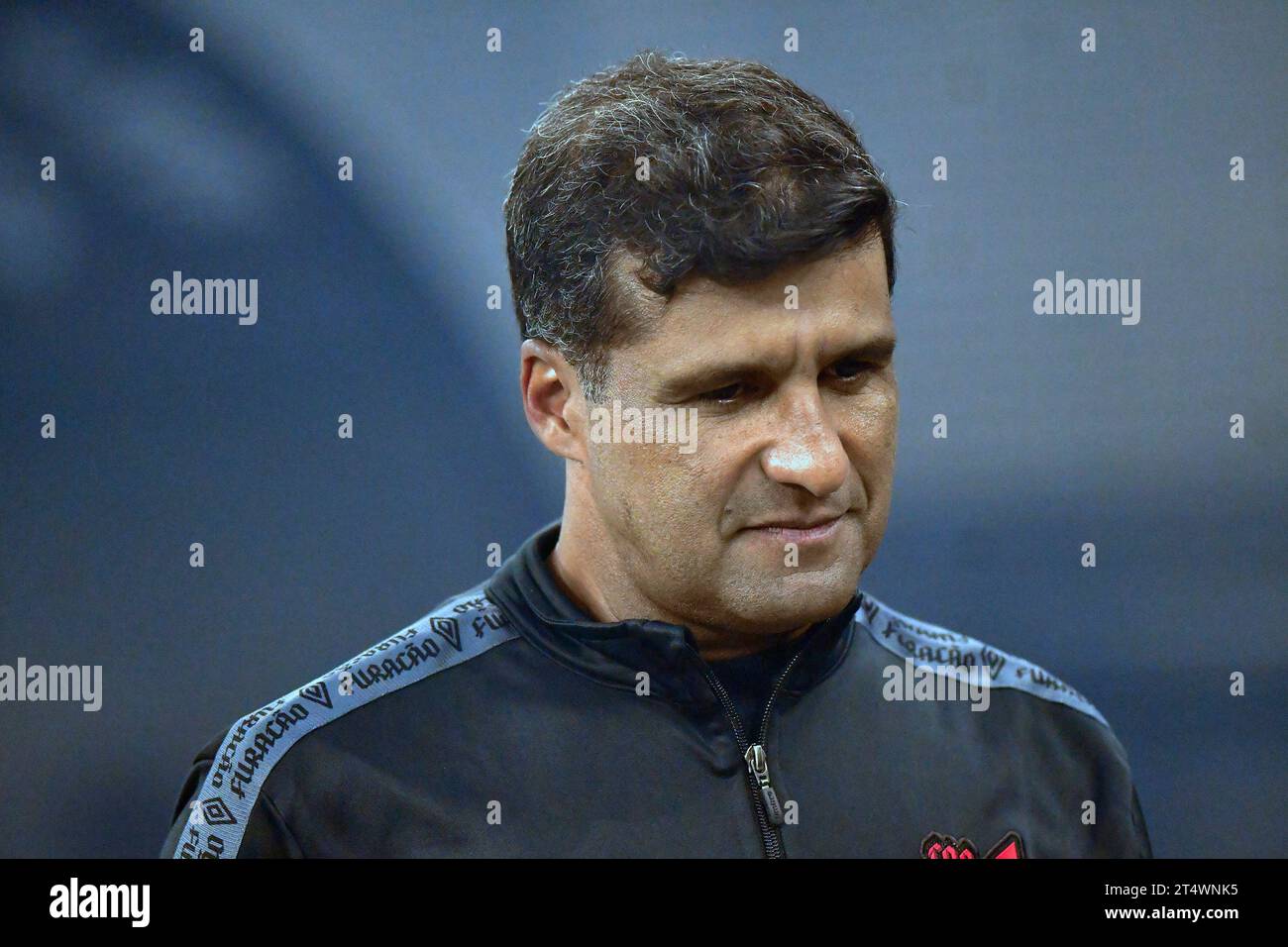 São Paulo (SP), 01 November 2023 - Soccer/CORINTHIANS-ATHLETICO PR - Coach Wesley Carvalho from Athlético PR - Match between Corinthians x Athletico PR, valid for the 31a round of the Brazilian Championship, held at the Neo Quimica Arena, east zone of São Paulo, on wednesday night, 01. (Photo: Eduardo Carmim/Alamy Live News) Stock Photo