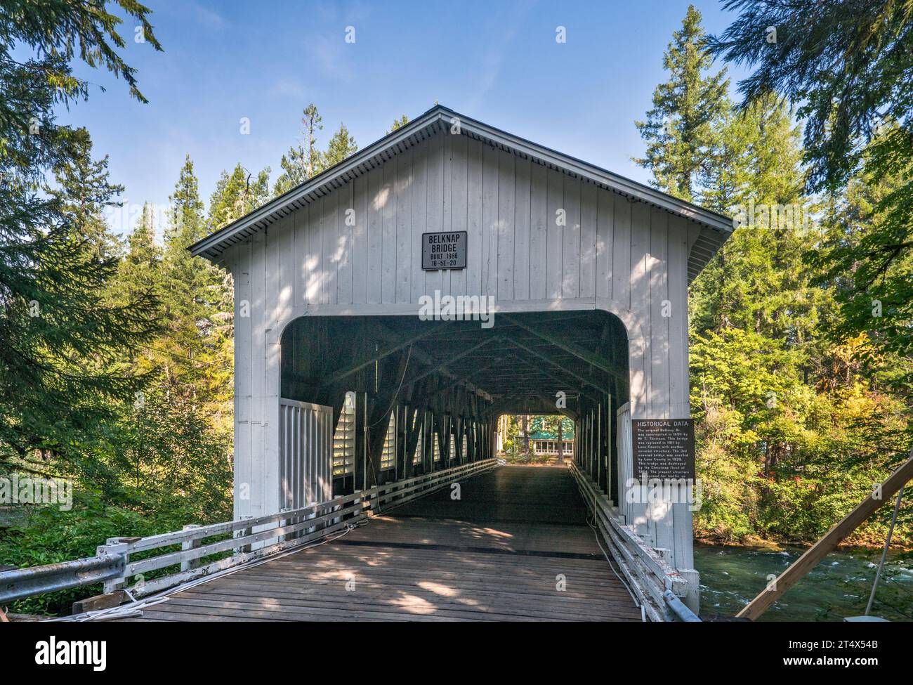 Belknap Bridge, Howe truss bridge, over McKenzie River in community of Rainbow, Oregon, USA Stock Photo