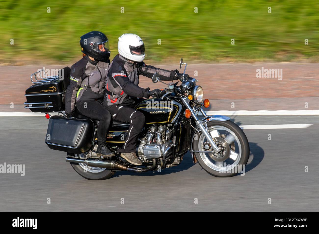 Goldwing gl1000 motorcycle hi res stock photography and images Alamy