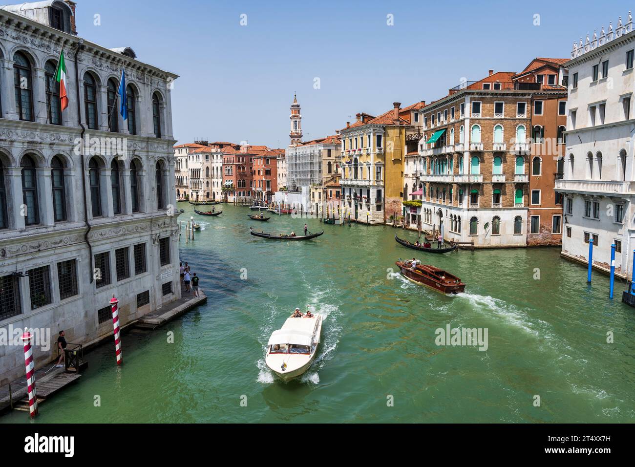 View of the Grand Canal looking north from the Rialto Bridge in Venice ...