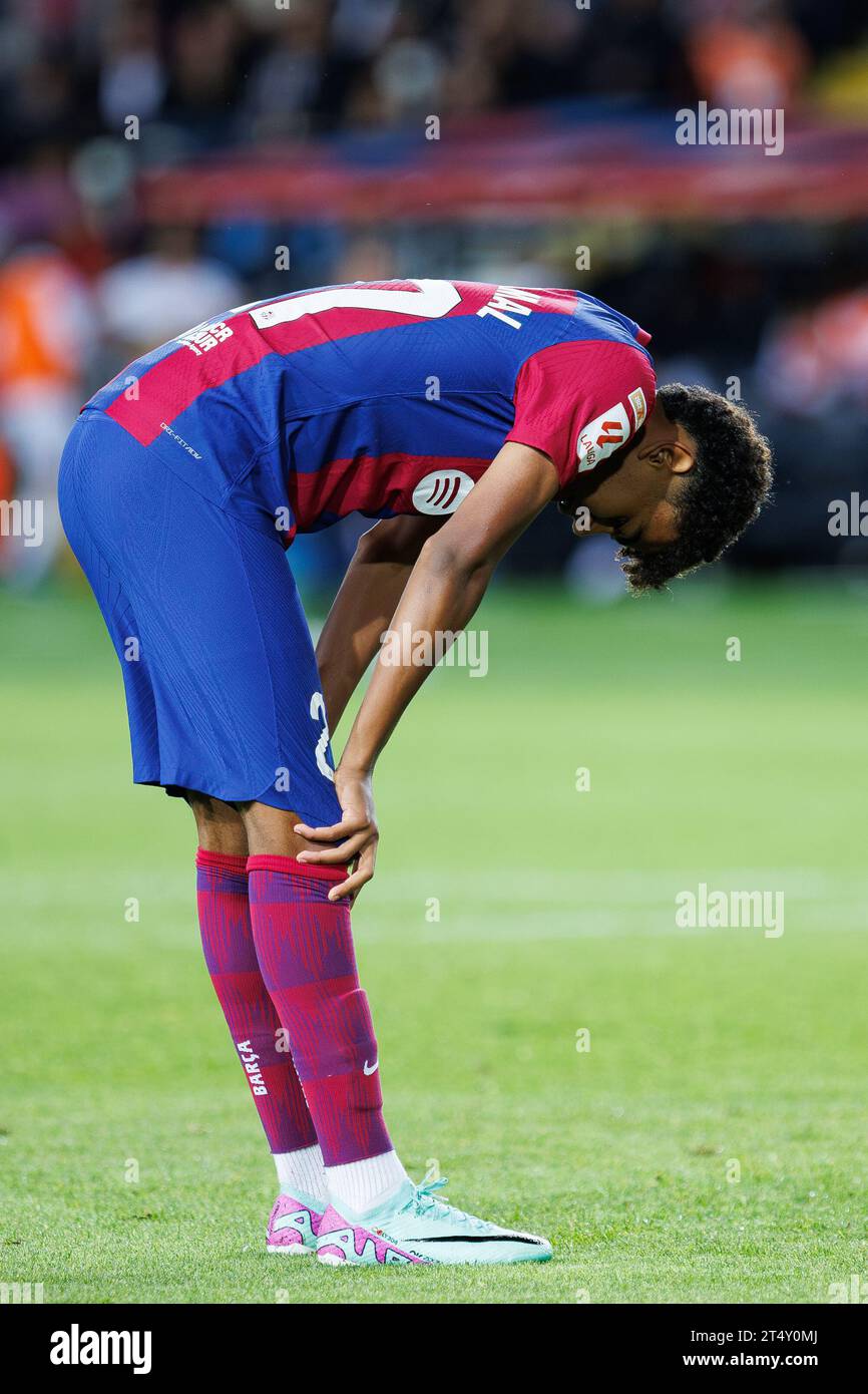 Barcelona, Spain. 22th Oct, 2023. Lamine Yamal in action during the