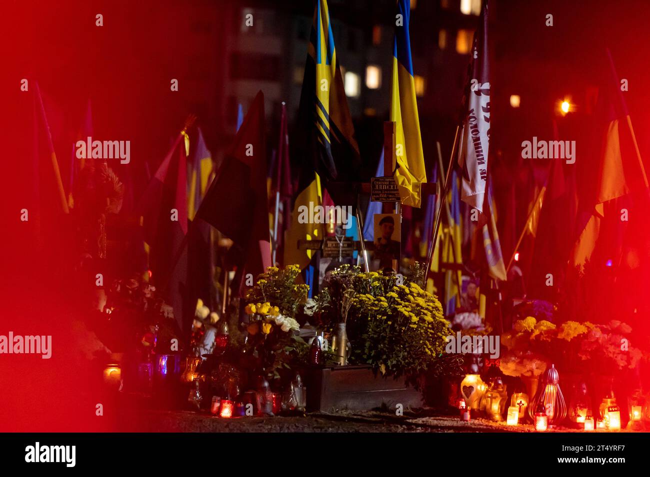 Non Exclusive LVIV, UKRAINE NOVEMBER 1, 2023 Vigil lanterns burn
