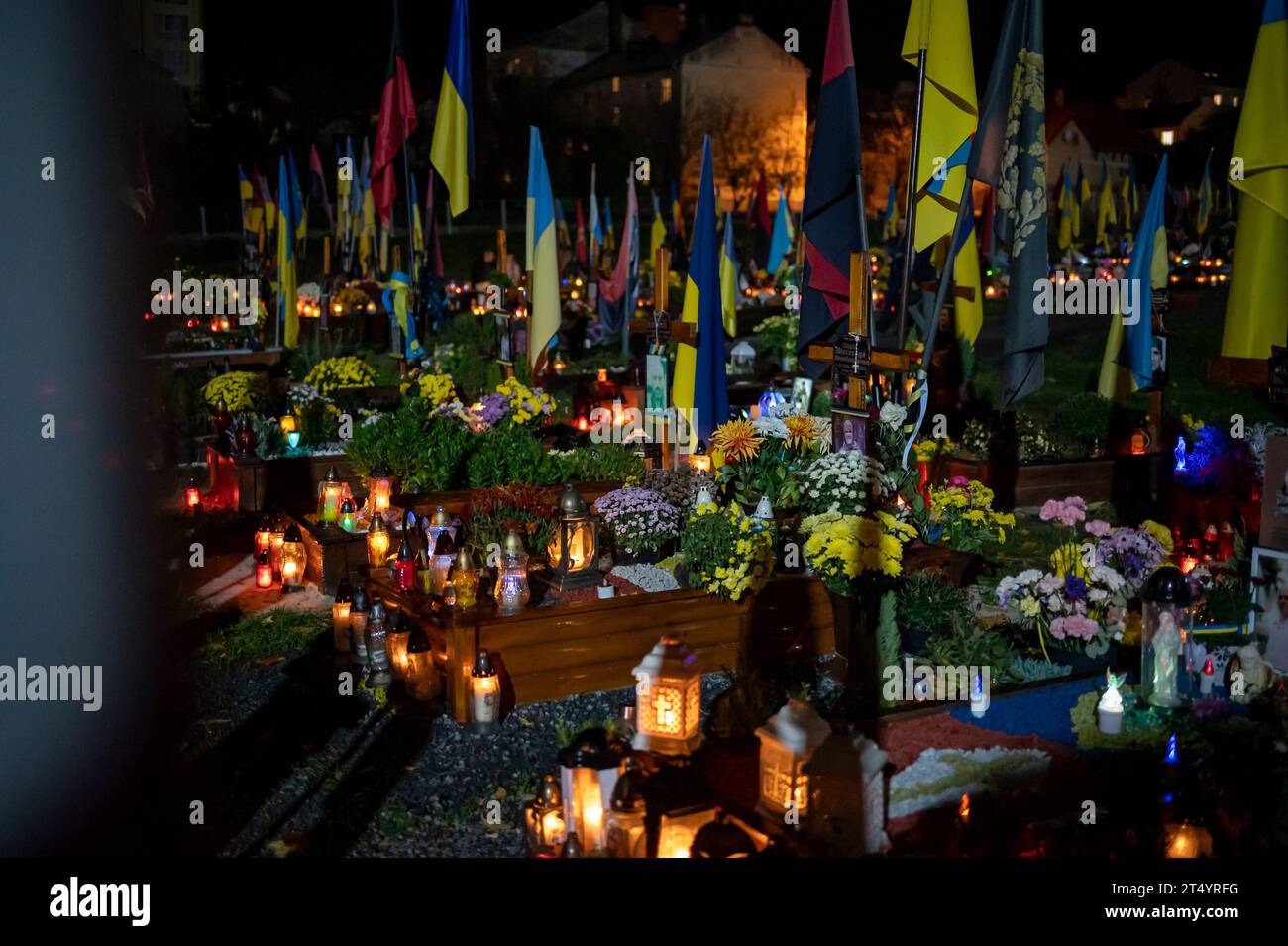Non Exclusive LVIV, UKRAINE NOVEMBER 1, 2023 Vigil lanterns burn