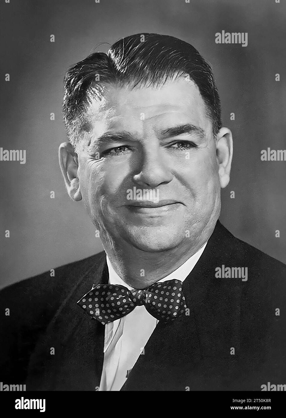 Oscar Hammerstein. Portrait of the American lyricist and theatrical producer, Oscar Greeley Clendenning Hammerstein II (1895-1960), c. 1940 Stock Photo