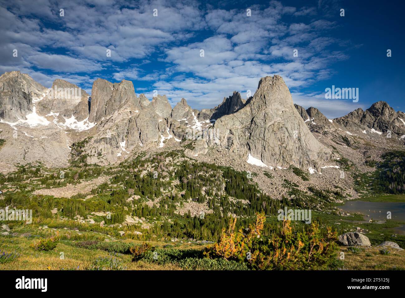 WY05598-00...WYOMING - Pingera Peak overlooking Lonesome Lake in the Cirque of the Towers in the Wind River Ranch. Stock Photo