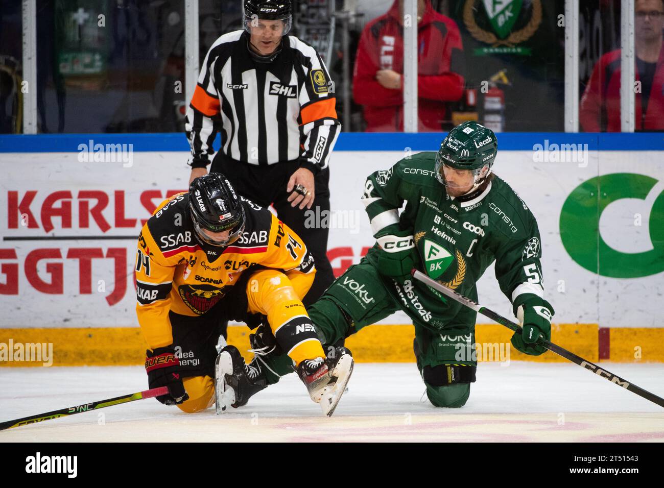 Karlstad, Sverige. 02nd Nov, 2023. 231102 Luleås Jonas Berglund och