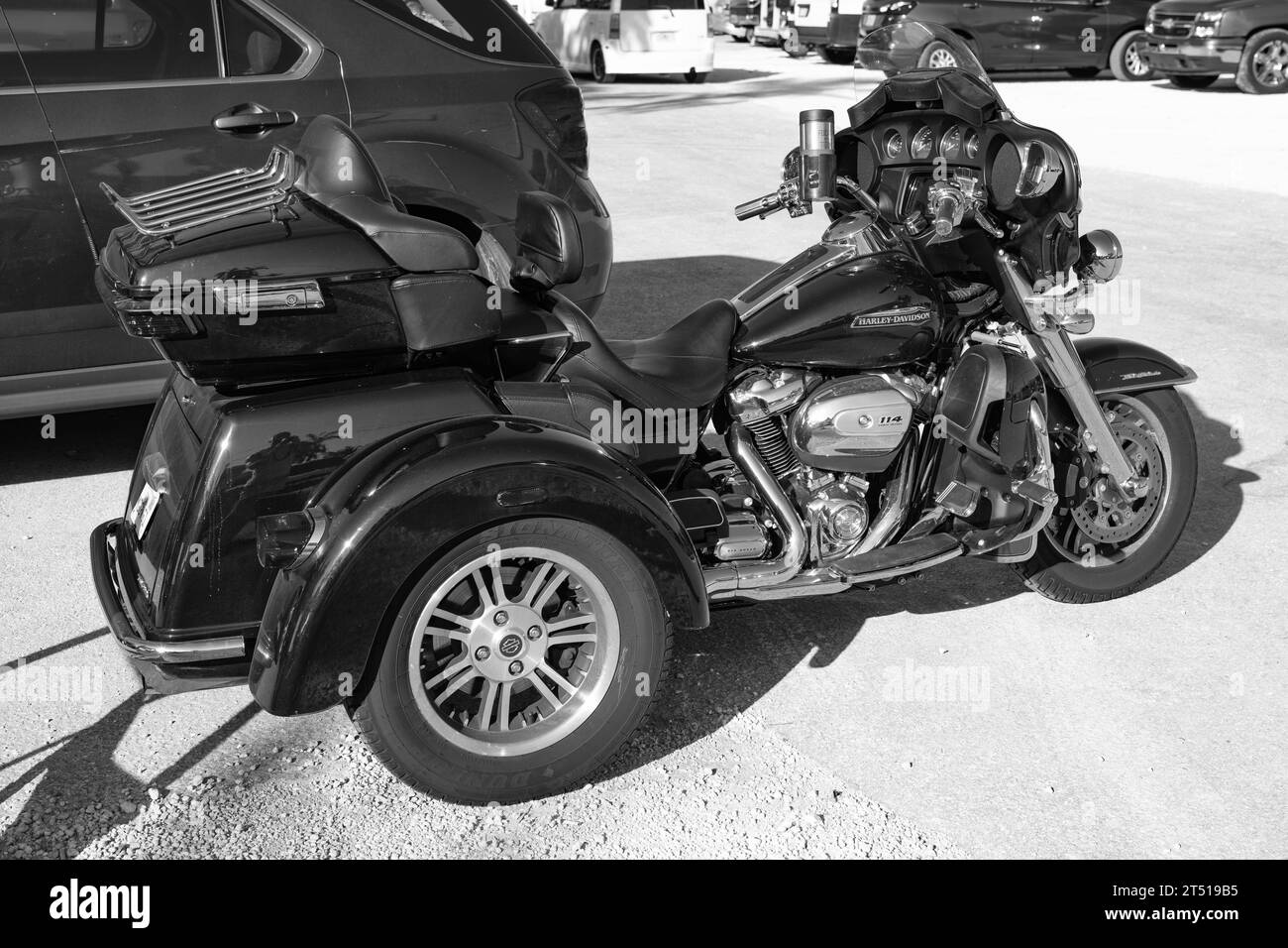Side view of motorcycle trike hires stock photography and images Alamy