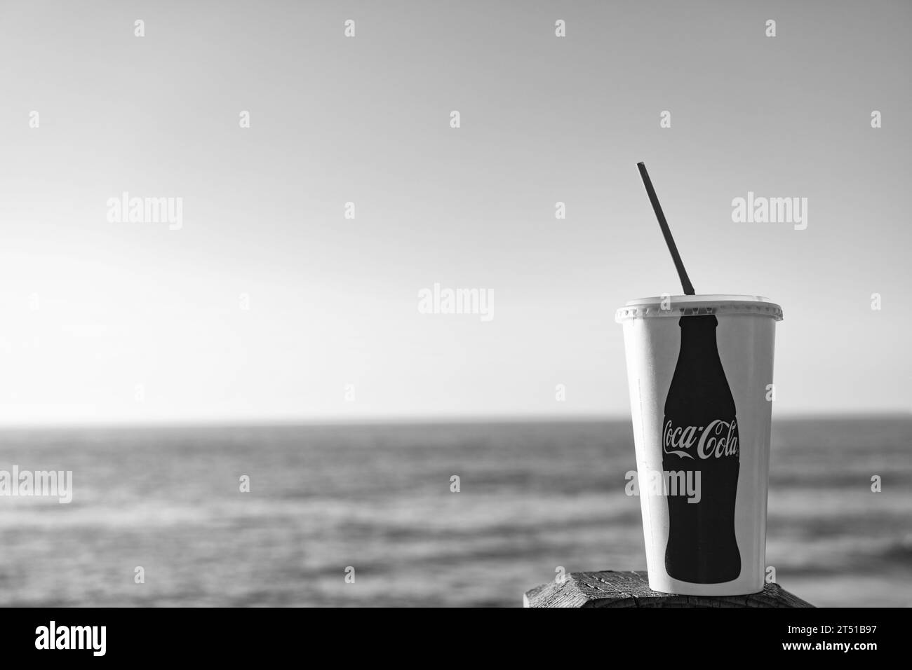 Coca cola paper cup Cut Out Stock Images & Pictures - Alamy
