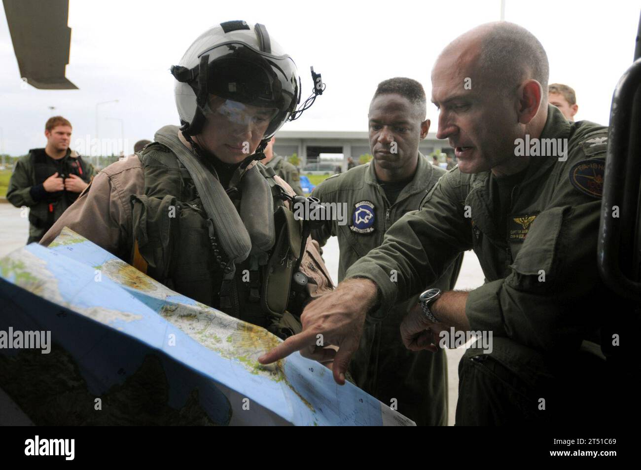 (HS) 4, Disaster relief, Panay Islanad, Philippine Air Force ...
