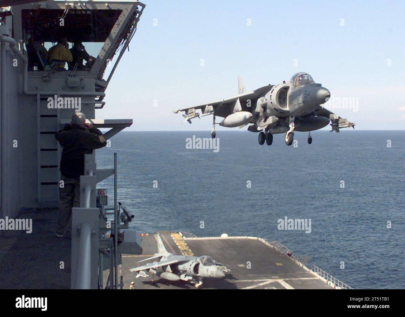 9904146240R-513 At sea aboard USS Nassau (LHA 4) April 14, 1999 -- The ...