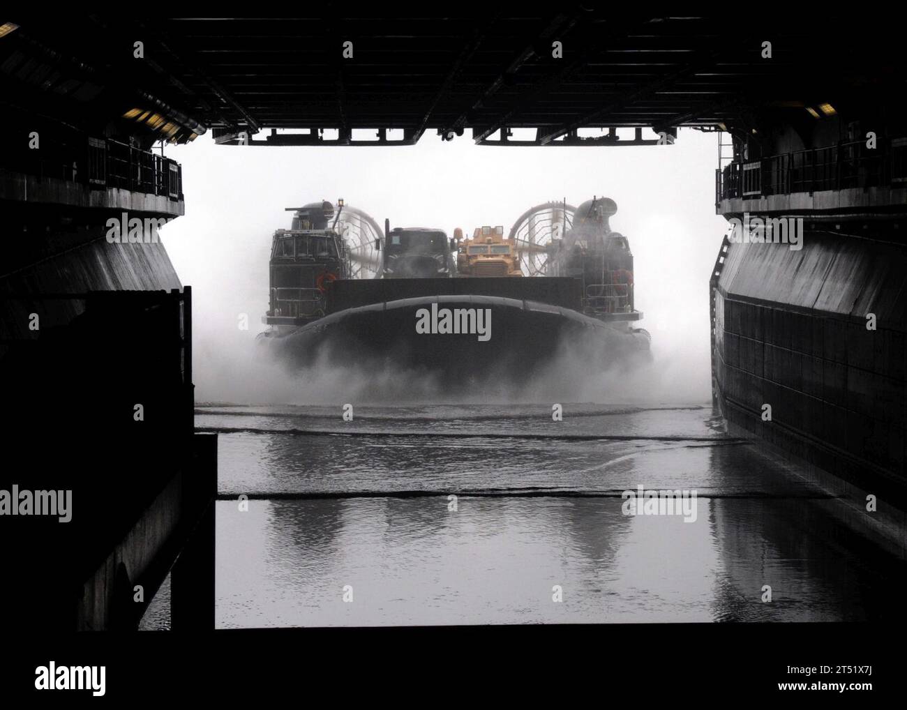 ACU-4, Assault Craft Unit 4, Fleet Week, landing craft air cushion ...