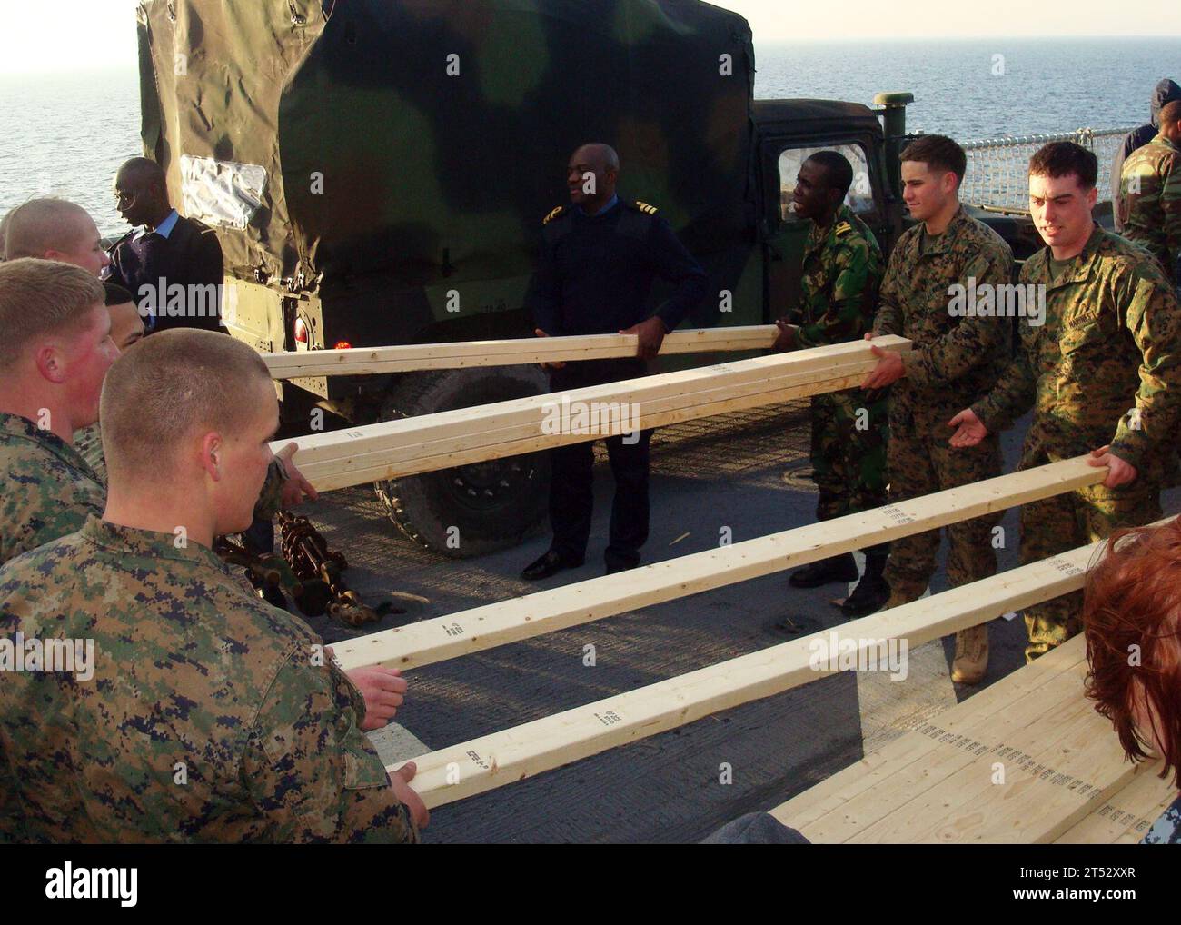 APS, disaster, Marines, working party Stock Photo Alamy