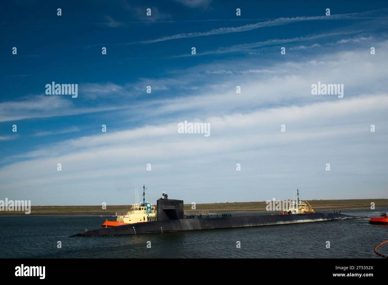 Ohio class ballistic missile submarine hi-res stock photography and images  - Alamy
