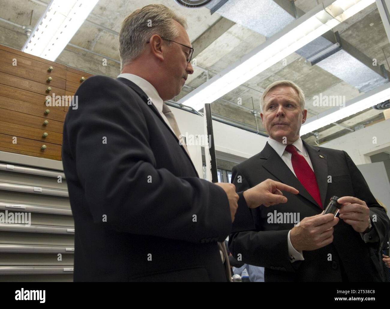 Secretary navy secnav tours hi-res stock photography and images - Alamy