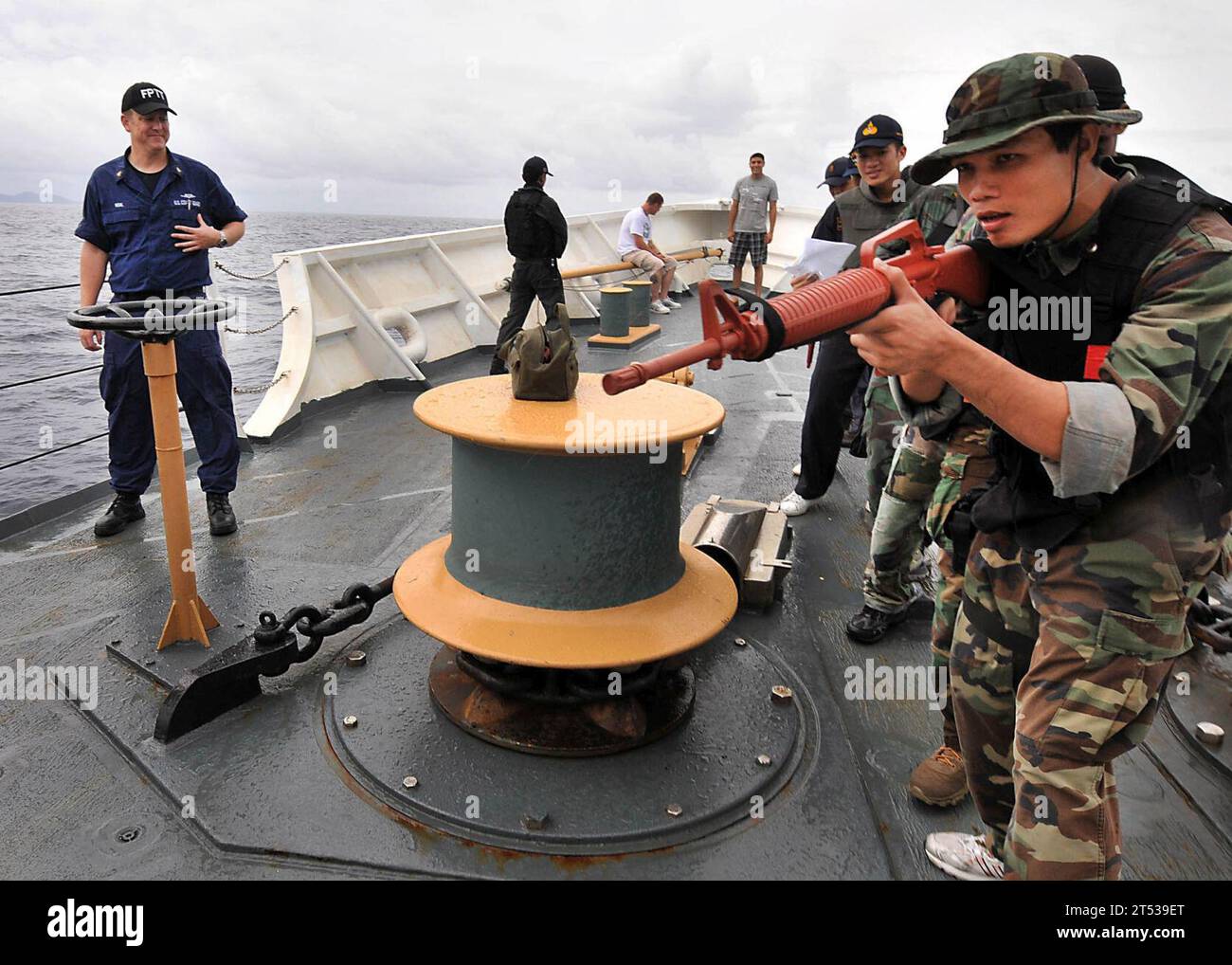 board, Foreign military, navy, Royal Thai Navy, SEACAT 2010, search and seizure, U.S. Coast Guard, U.S. Coast Guard cutter Mellon (WHEC 717), U.S. Navy, USCG Mellon (WHEC 717), visit Stock Photo