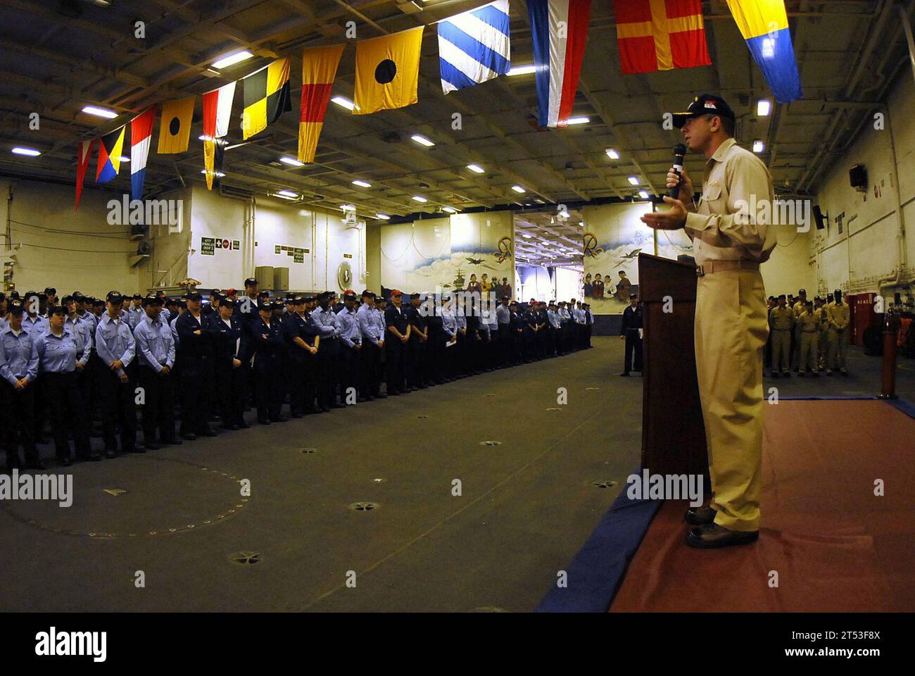 Calif., Coronado, Crisis Response Team, food, Naval facilities, Naval Region Southwest, Nimitz Class Aircraft Carrier USS Ronald Reagan (CVN 76), San Diego County wildfires, shelter, supplies Stock Photo