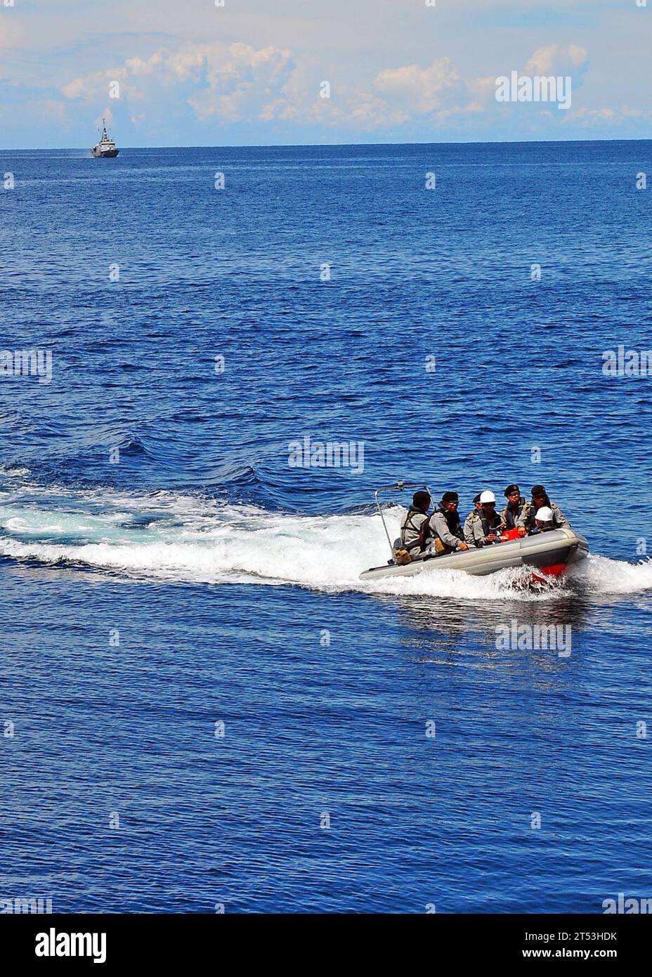 carat, Combined Afloat Readiness and Training Brunei 2010, cutter, Mellon (WHEC 717), navy, U.S. Coast Guard, U.S. Navy Stock Photo