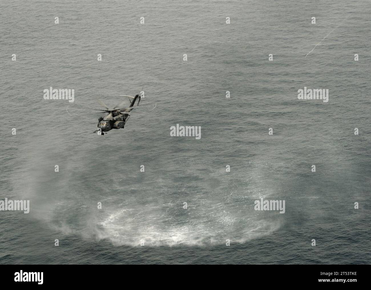 CH-53 Sea Stallion, helicopter, Helicopter Mine Countermeasures Squadron 15, HM-15, mine countermeasures, MK-104 Mod 3 acoustic mine sweeper, navy, U.S. Navy Stock Photo