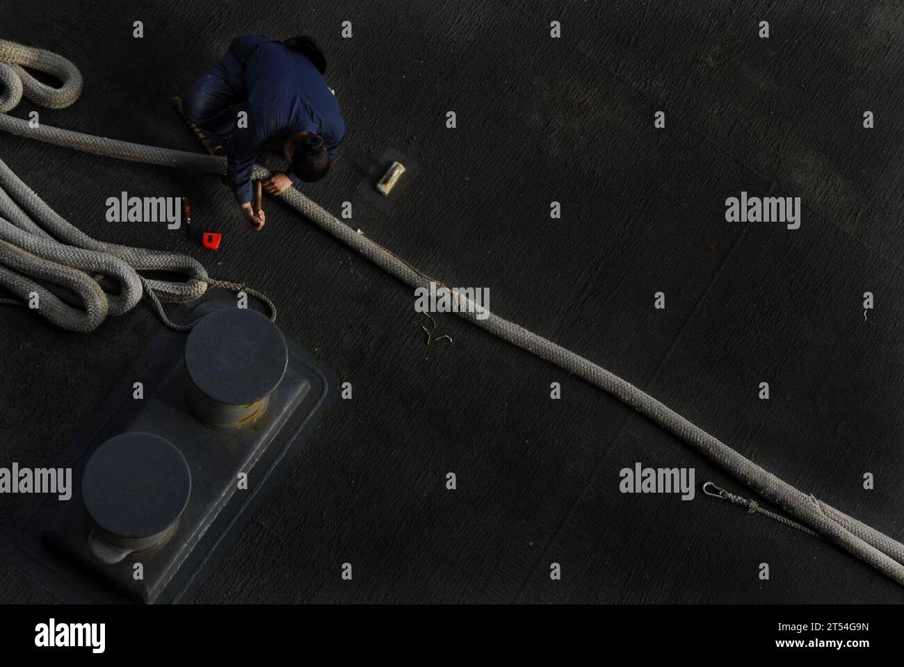 cvn 74, fantail, mooring line, tattletale, uss john c. stennis Stock