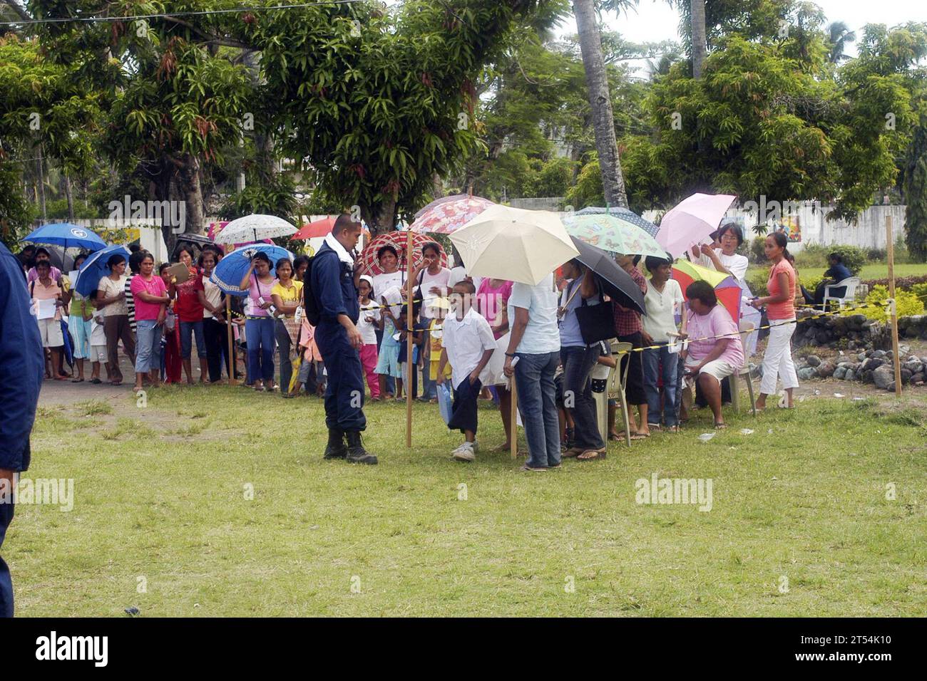 Filipino united states navy hi-res stock photography and images - Alamy