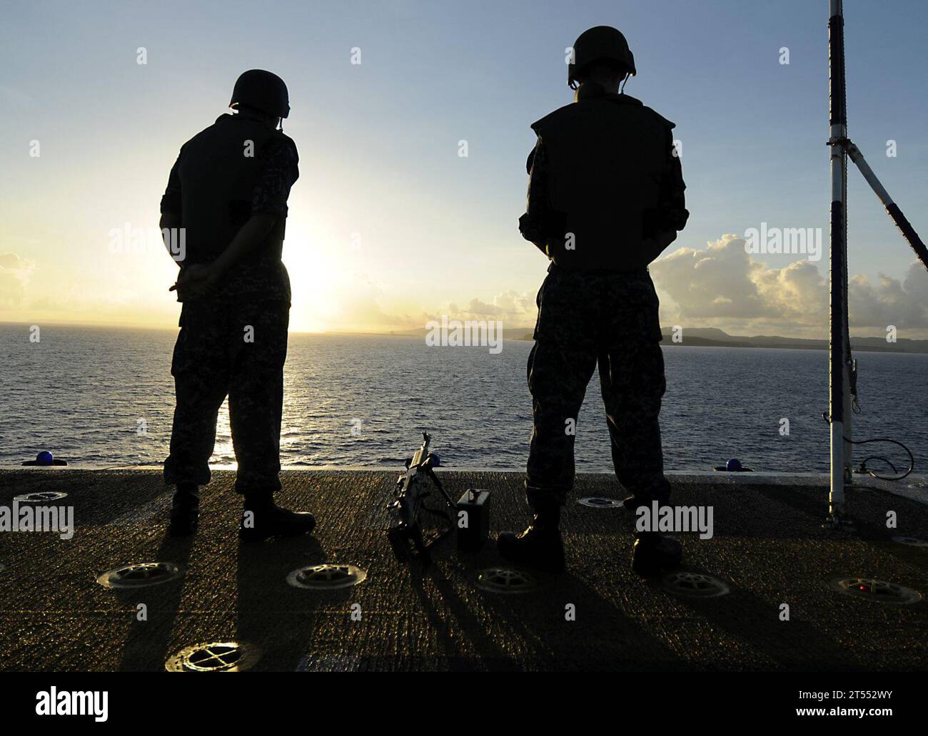 flight deck watch, Guam, port visit, U.S. navy , USS Peleliu (LHA 5 ...