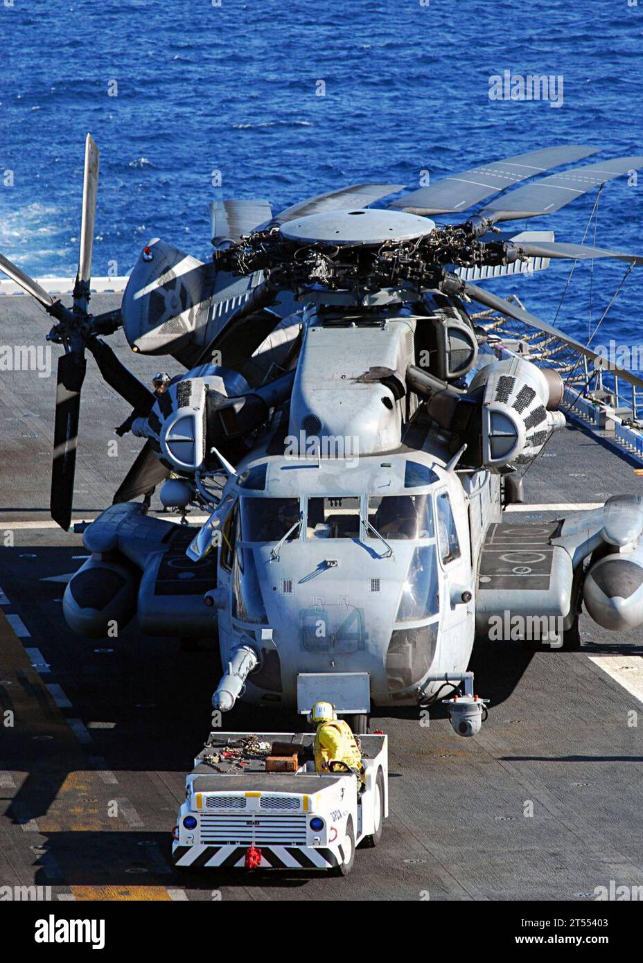 flight deck, USS Peleliu (LHA 5 Stock Photo - Alamy