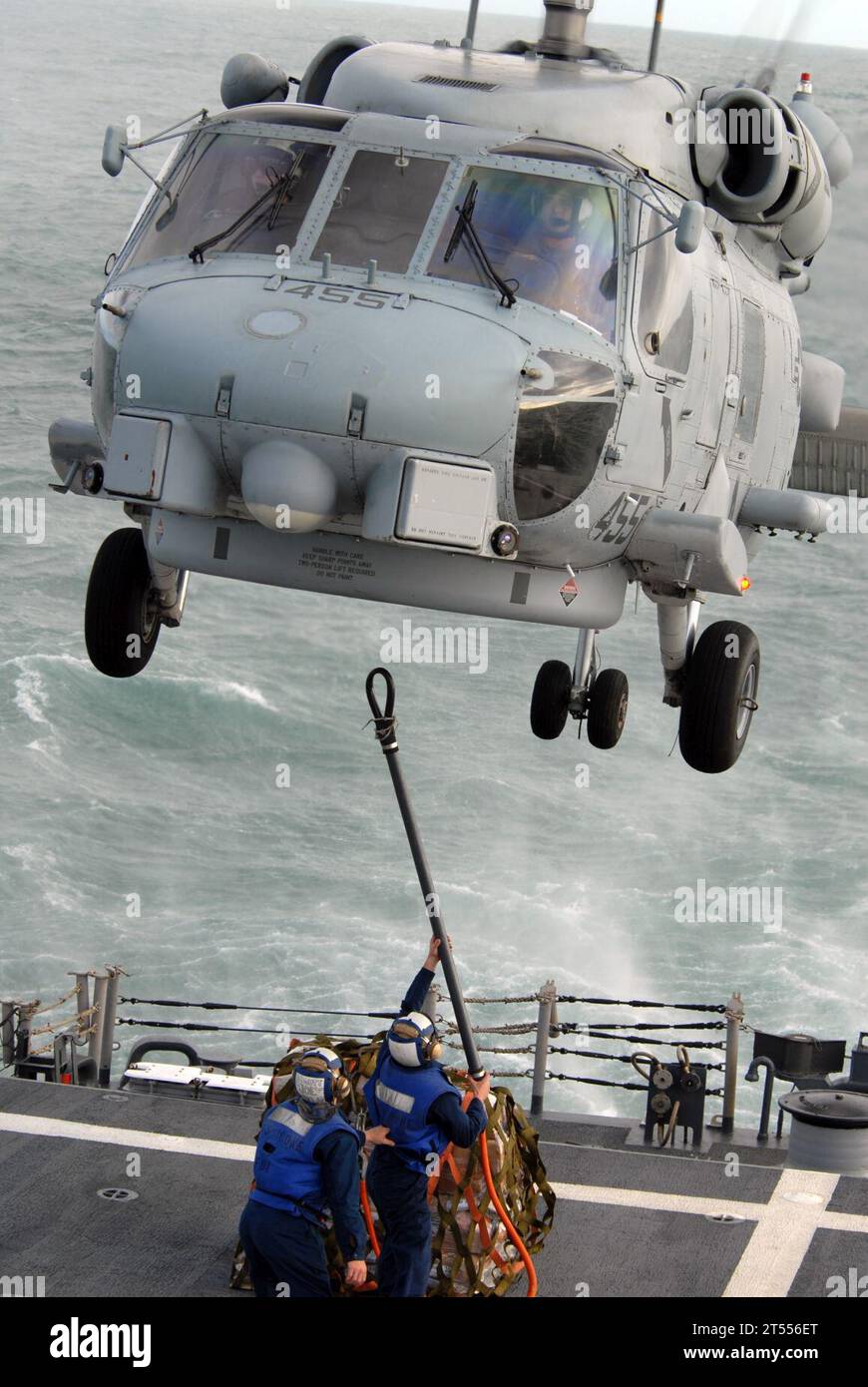 Frigate, helicopter, Sailors, Southern Seas 2011, U.S. Navy, USS Boone (FFG), vertrep Stock Photo