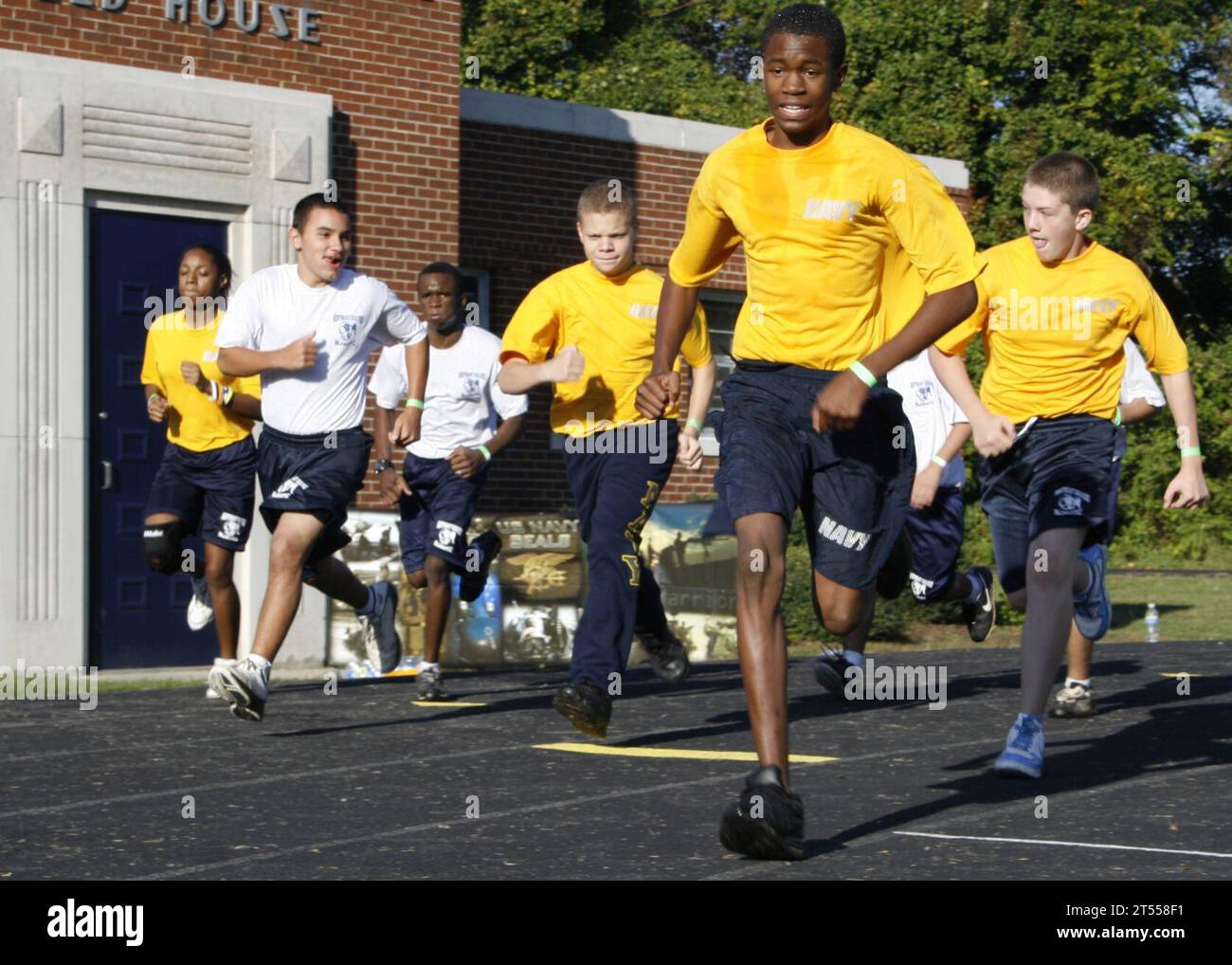 Navy seal fitness challenge hi res stock photography and images Alamy