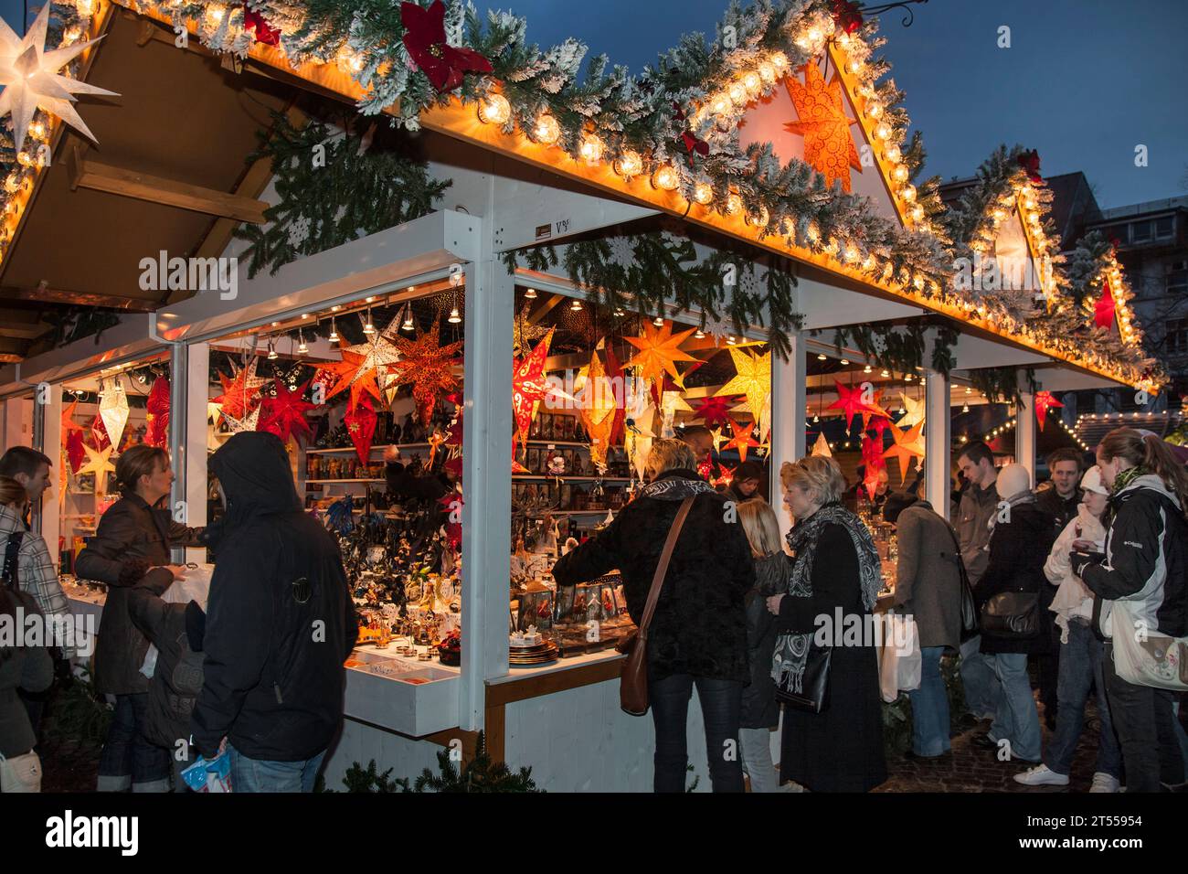 One of the stalls of the University Christmas market in Heidelberg Stock Photo