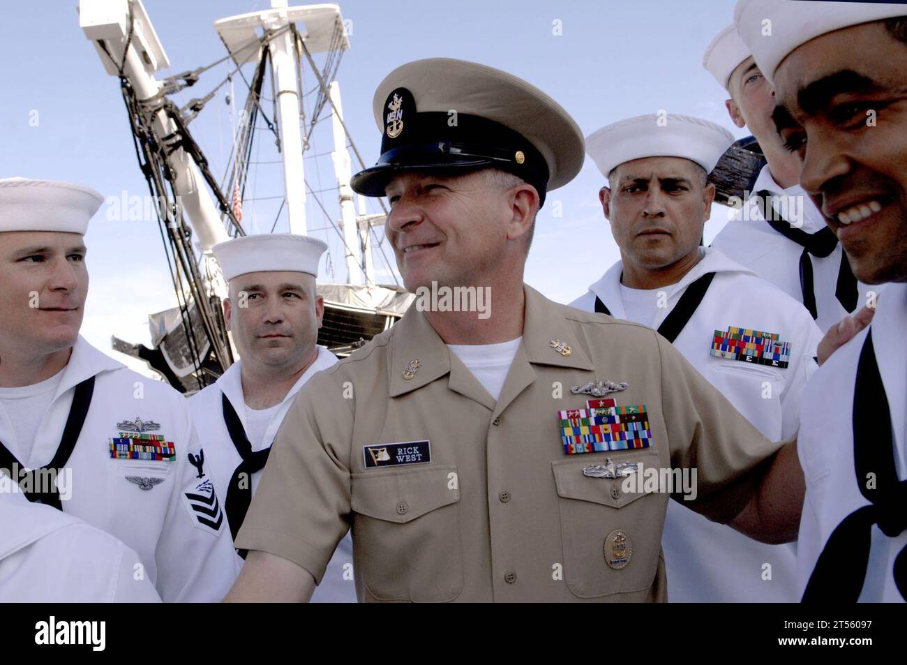 MCPON, Sailors, Uniform, Whites Stock Photo - Alamy