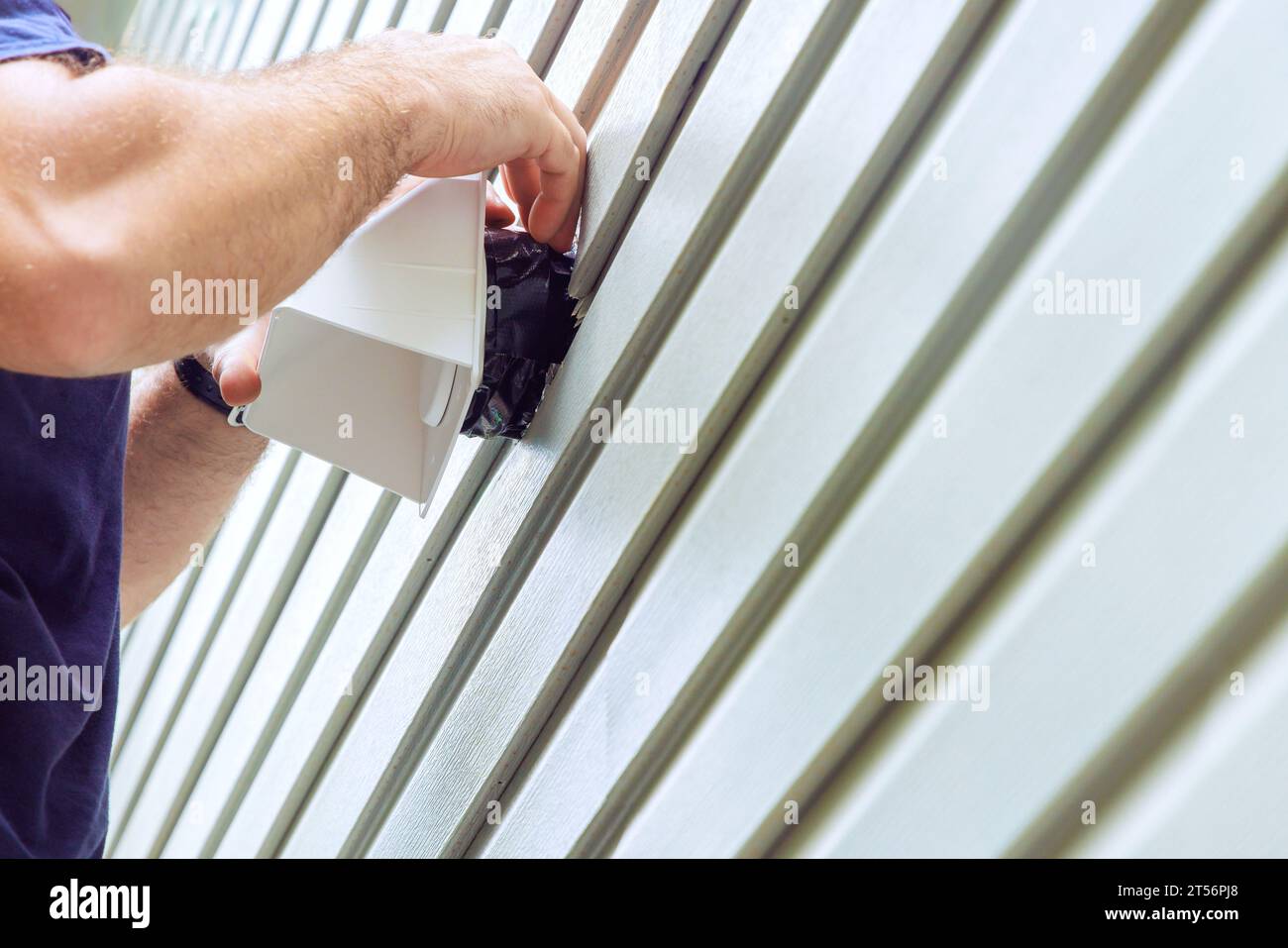 Using universal vent cap exhaust fan to install ventilation system