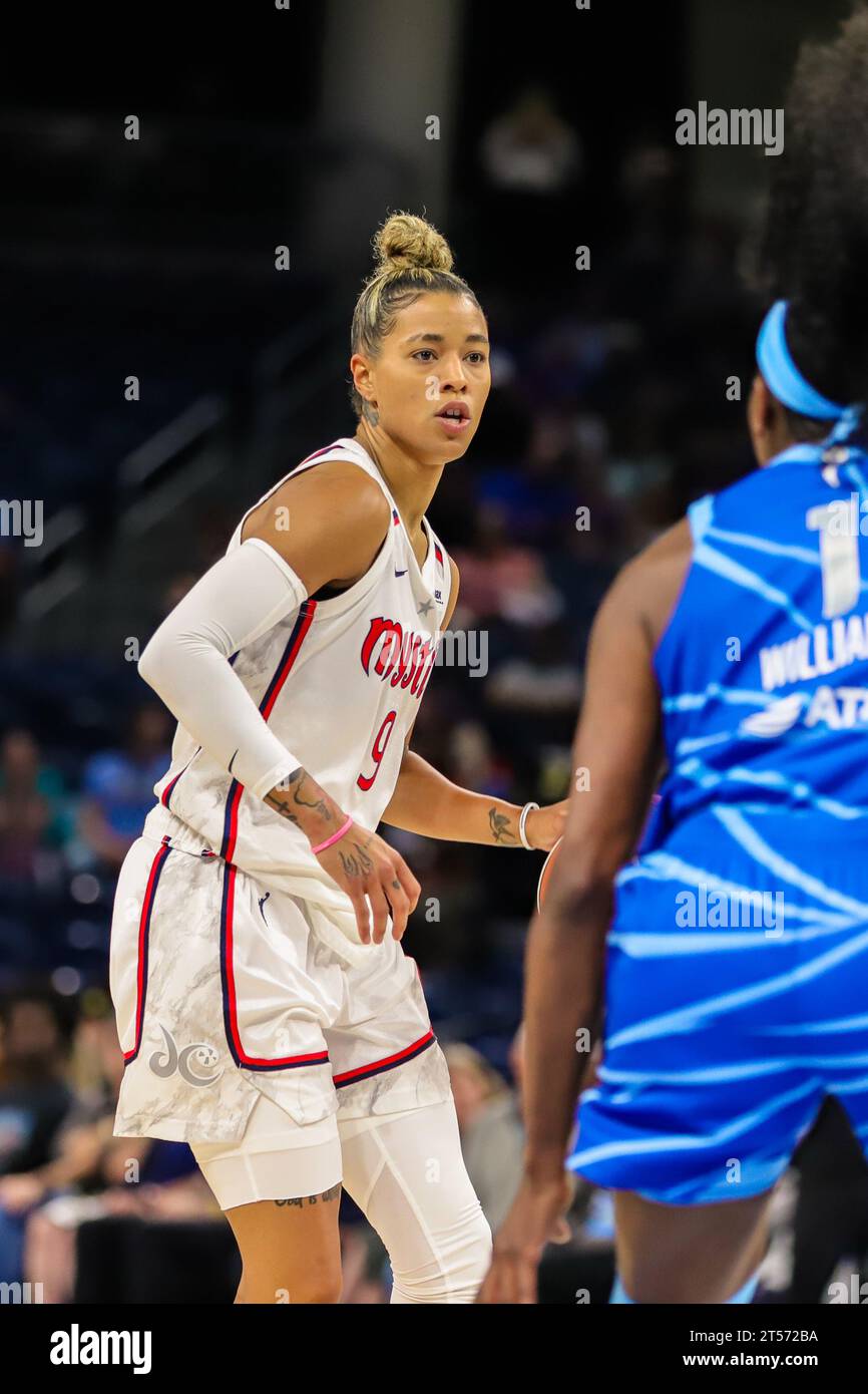 Washington Mystics player dribbling the rock in Chicago, IL at Wintrust Arena. Stock Photo