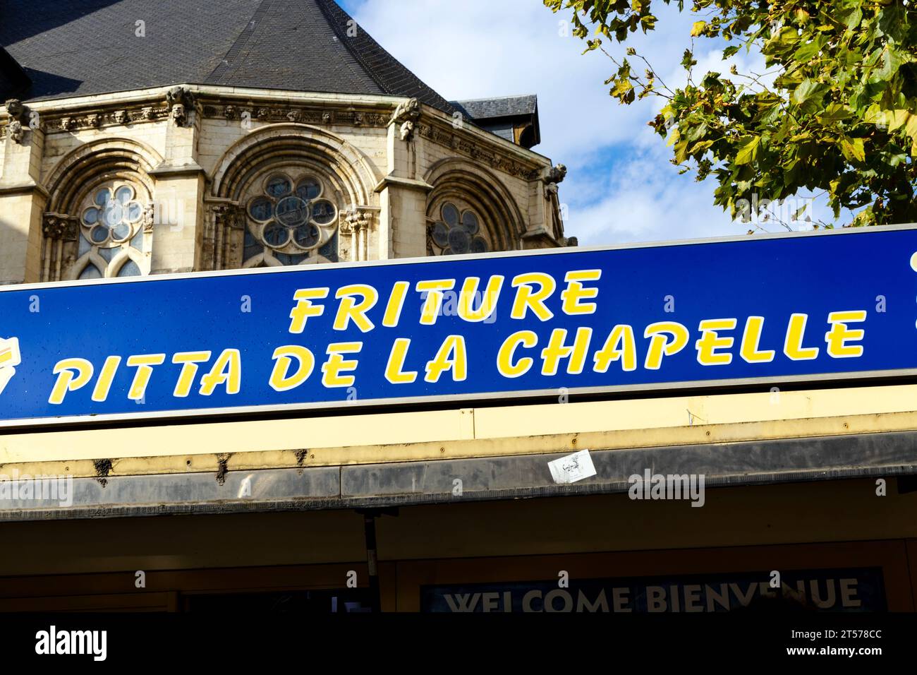 Sign on the Friture Pitta De La Chapelle Belgian fries kiosk, Marollen, Brussels, Belgium Stock Photo