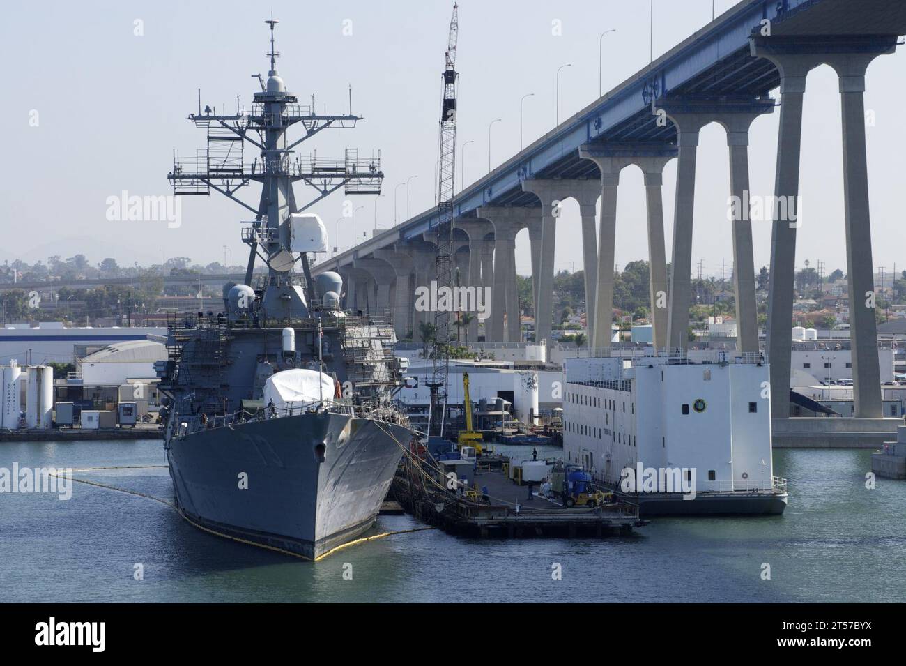 US Navy The guided-missile destroyer USS Decatur (DDG 73) undergoes ...