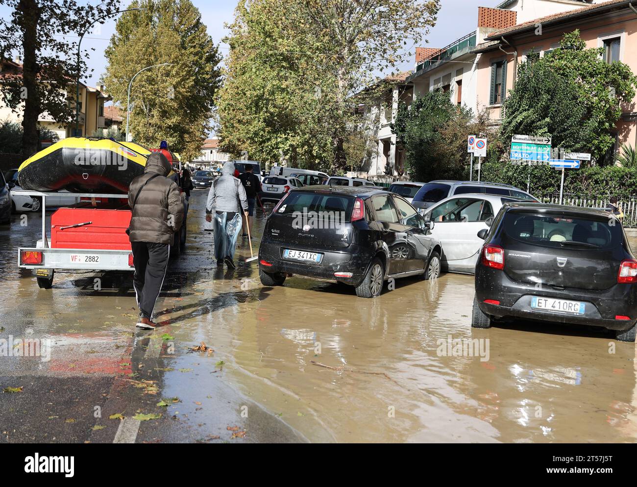 Tuscany, Italy. 3rd Nov, 2023. Cars are seen partially submerged in