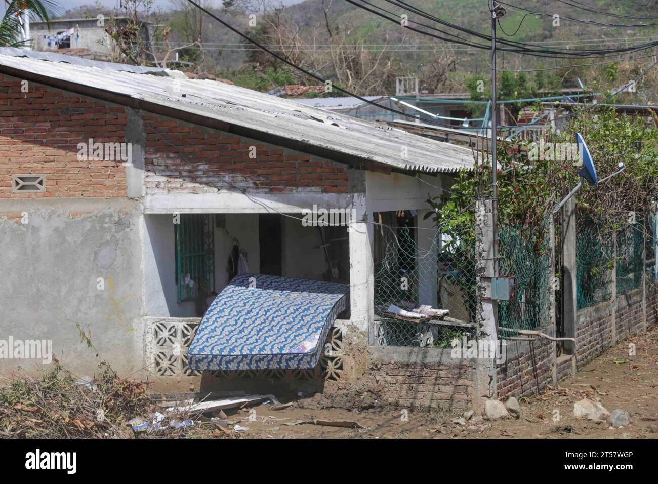 November 2, 2023, Coyuca de Bénitez, Guerrero, Mexico: Community of Valle del Rio, municipality of Coyuca de Benitez and the disasters left behind by Hurricane Otis, classified as category 5. (Credit Image: © Luis E Salgado/ZUMA Press Wire) EDITORIAL USAGE ONLY! Not for Commercial USAGE! Stock Photo