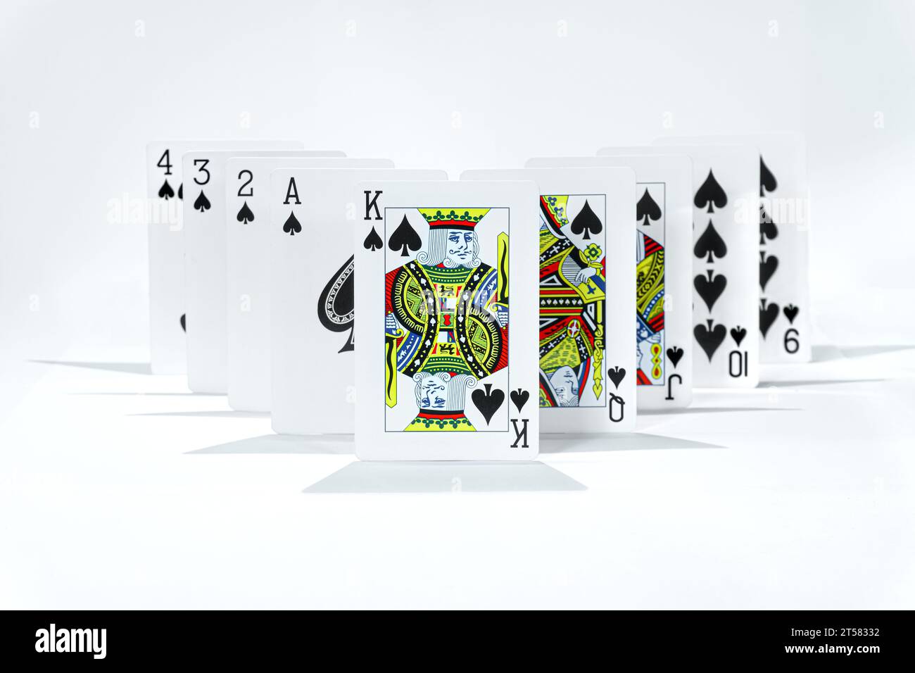 Playing cards in formation hi-res stock photography Stock Photo