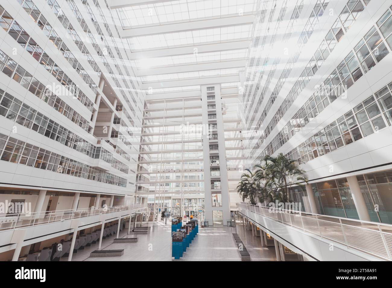 Breathtaking architectural design of Den Haag town hall in all white