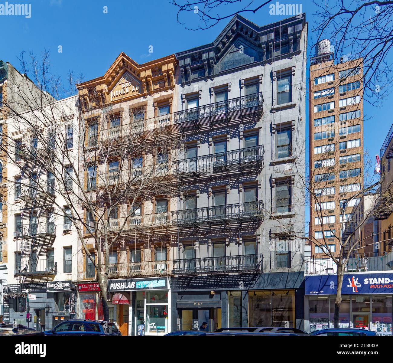 249 251 east 77th st hires stock photography and images Alamy