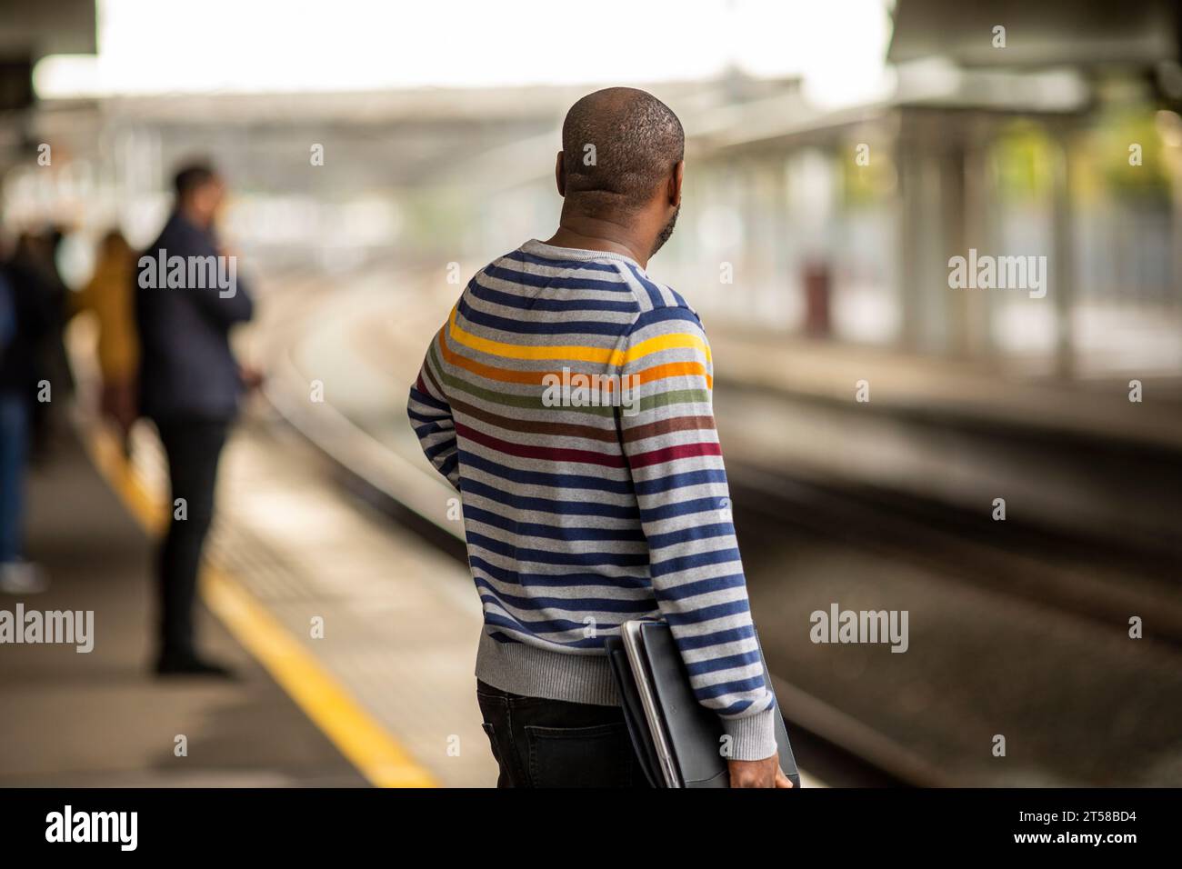 Ebbsfleet International Railway Station IATA XQE Is In Ebbsfleet ebbsfleet-international-railway-station-iata-xqe-is-in-ebbsfleet