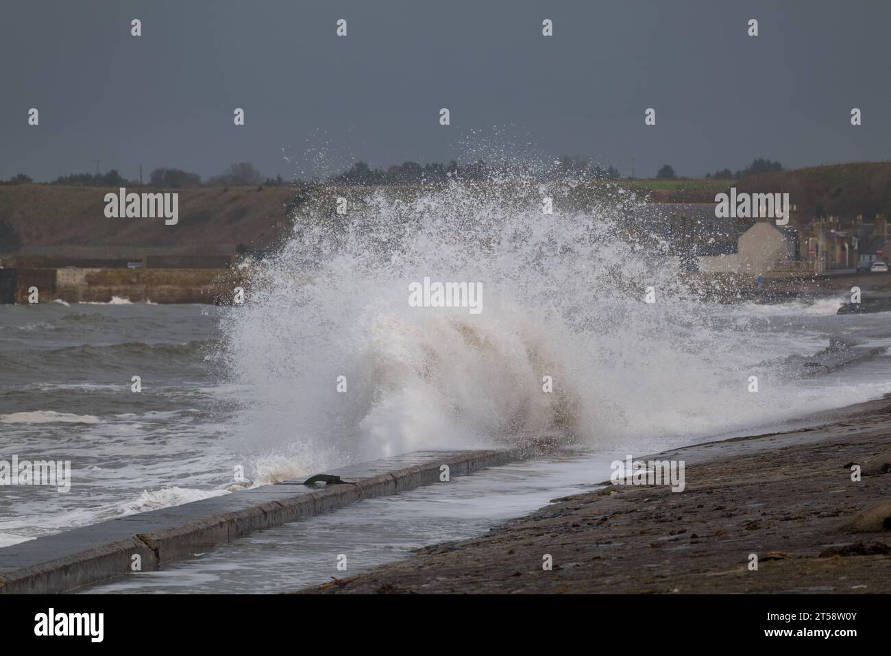 Portgordon, Moray, UK. 3rd Nov, 2023. This is High Tide and stormy waves crashing into Portgordon on an Amber warning for Heavy Rain day in Moray. Credit: JASPERIMAGE/Alamy Live News Stock Photo