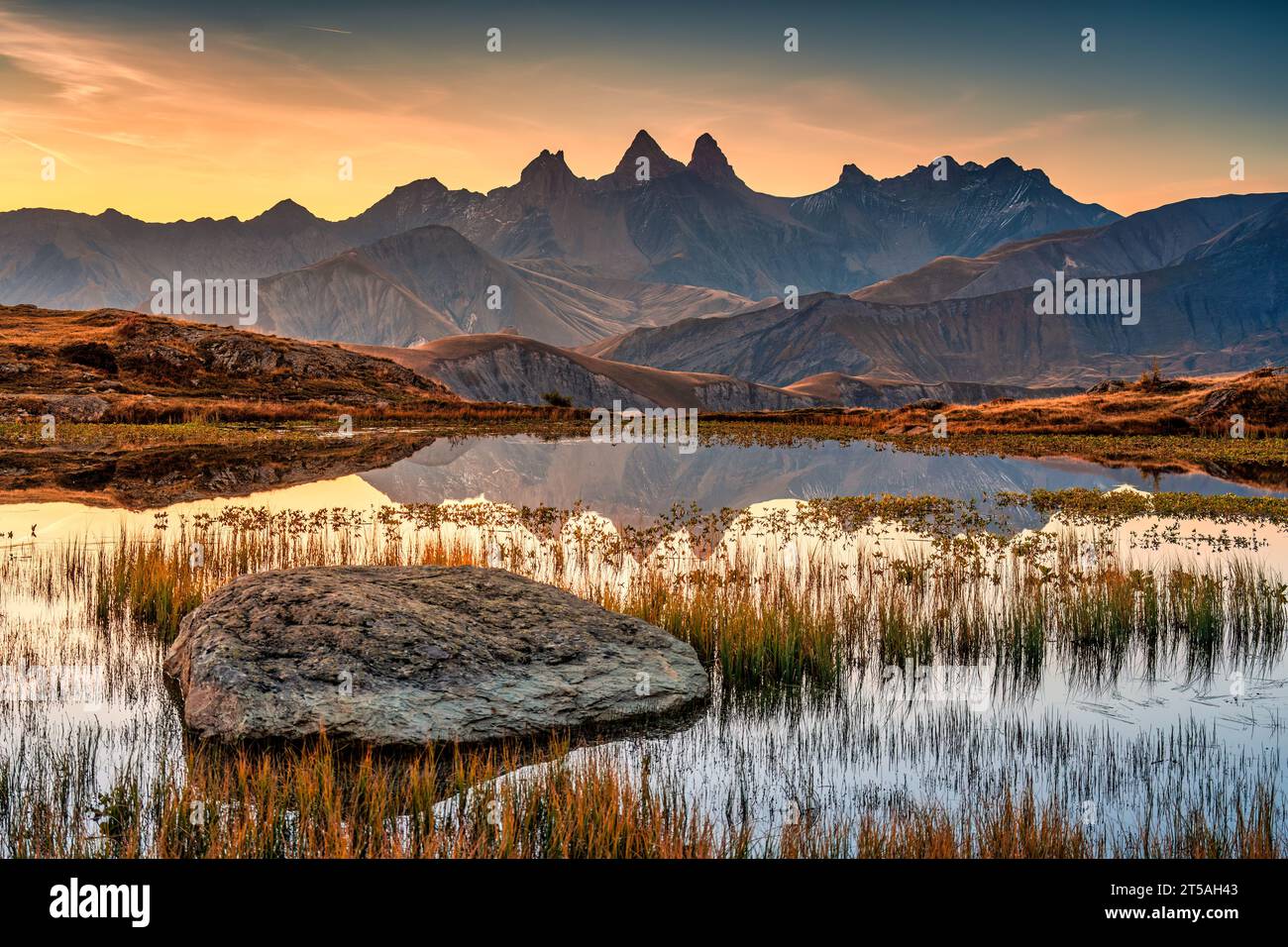 Aiguilles d arves hi-res stock photography and images - Alamy