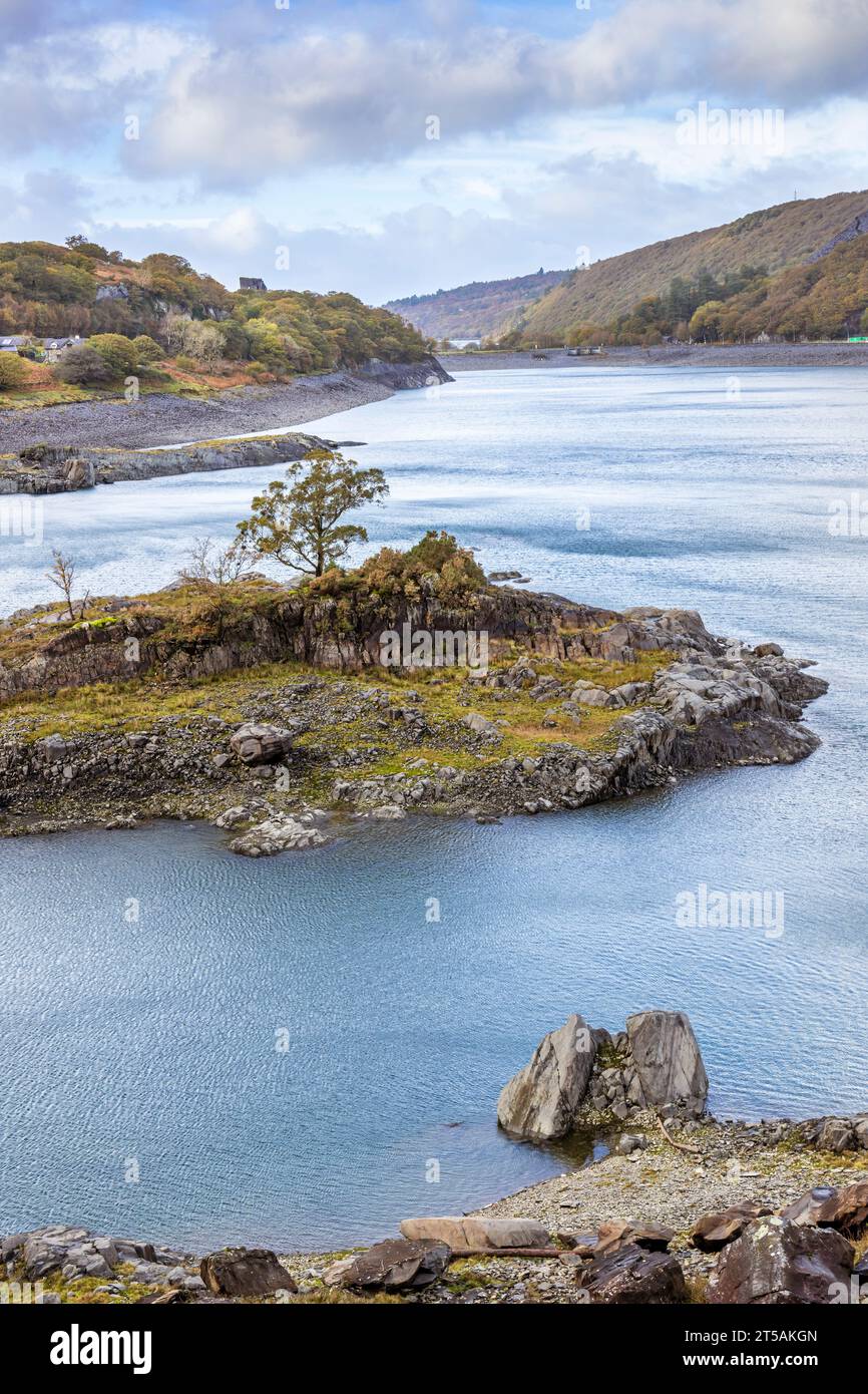 Llyn Peris lake near Llanberis in Gwynedd, Snowdonia National Park, North Wales. Stock Photo