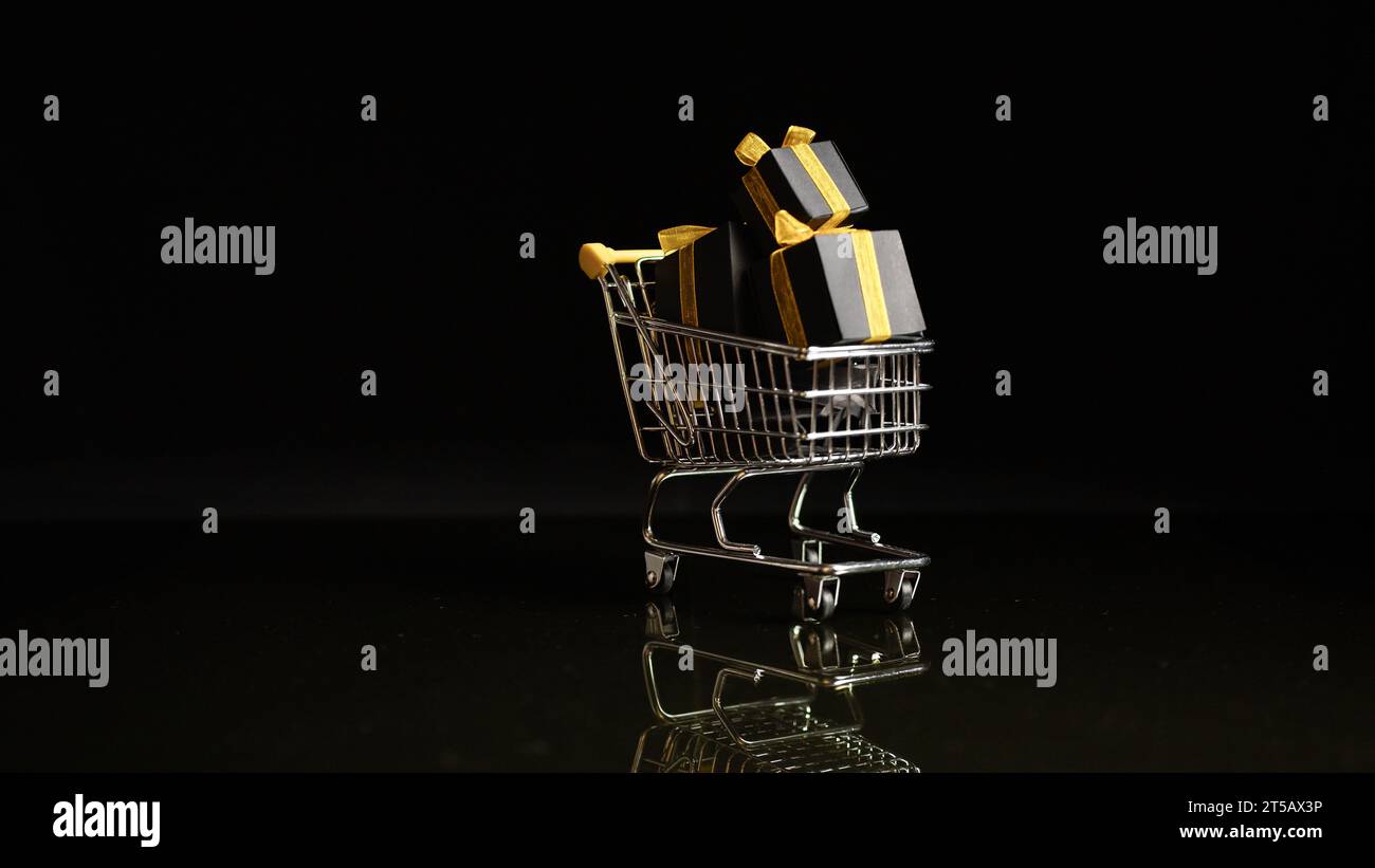 Black gifts hi-res stock photography and images - Alamy