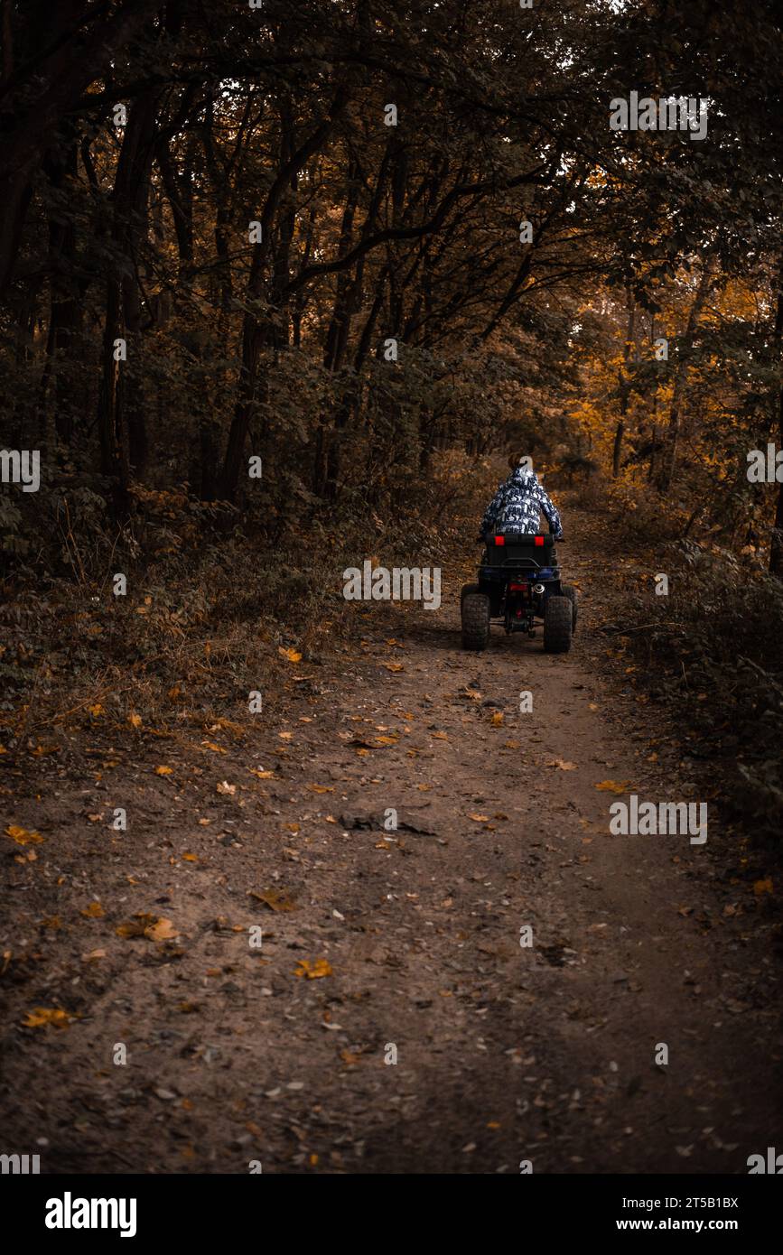 Atv racer in desert hi-res stock photography and images - Alamy