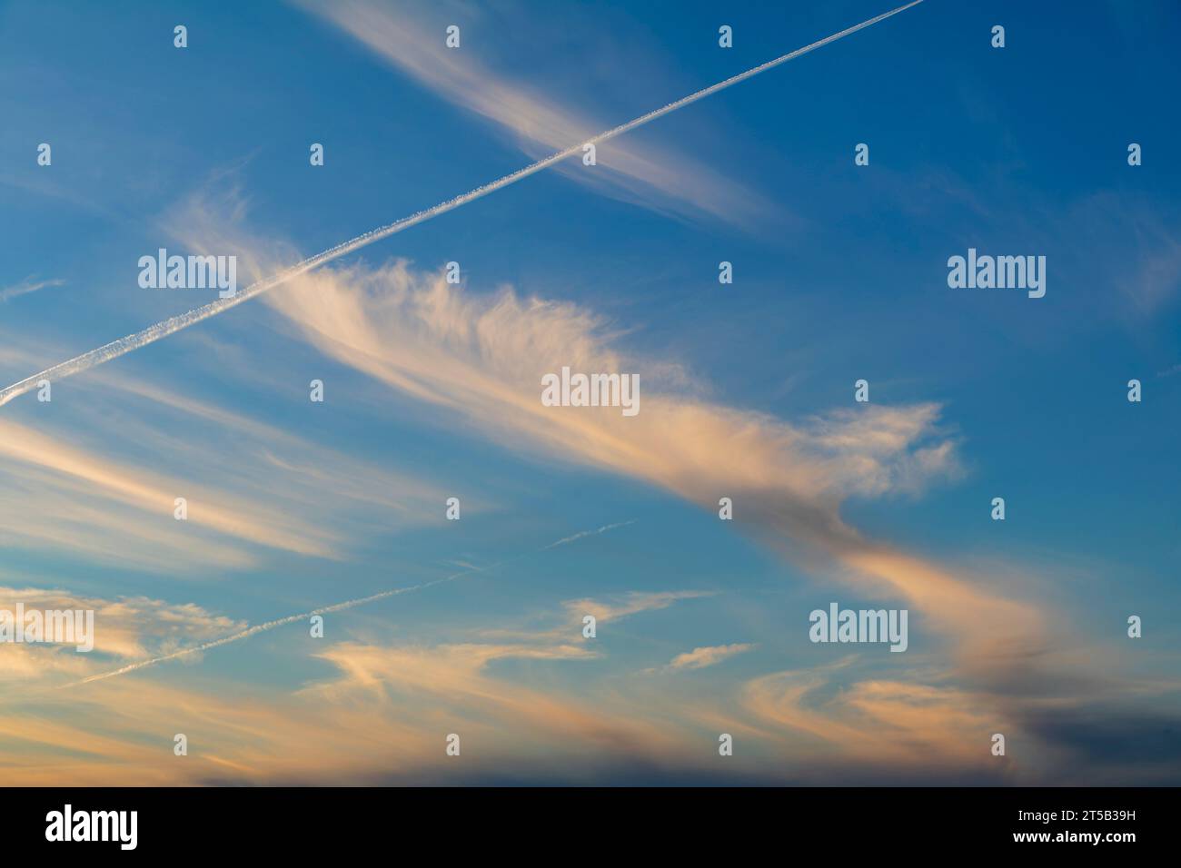 High cirrus clouds against hi-res stock photography and images - Alamy