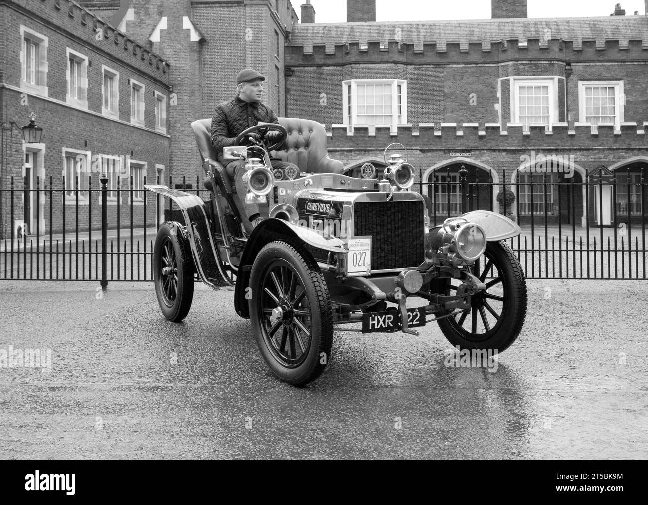 Genevieve london brighton classic car hi-res stock photography and ...