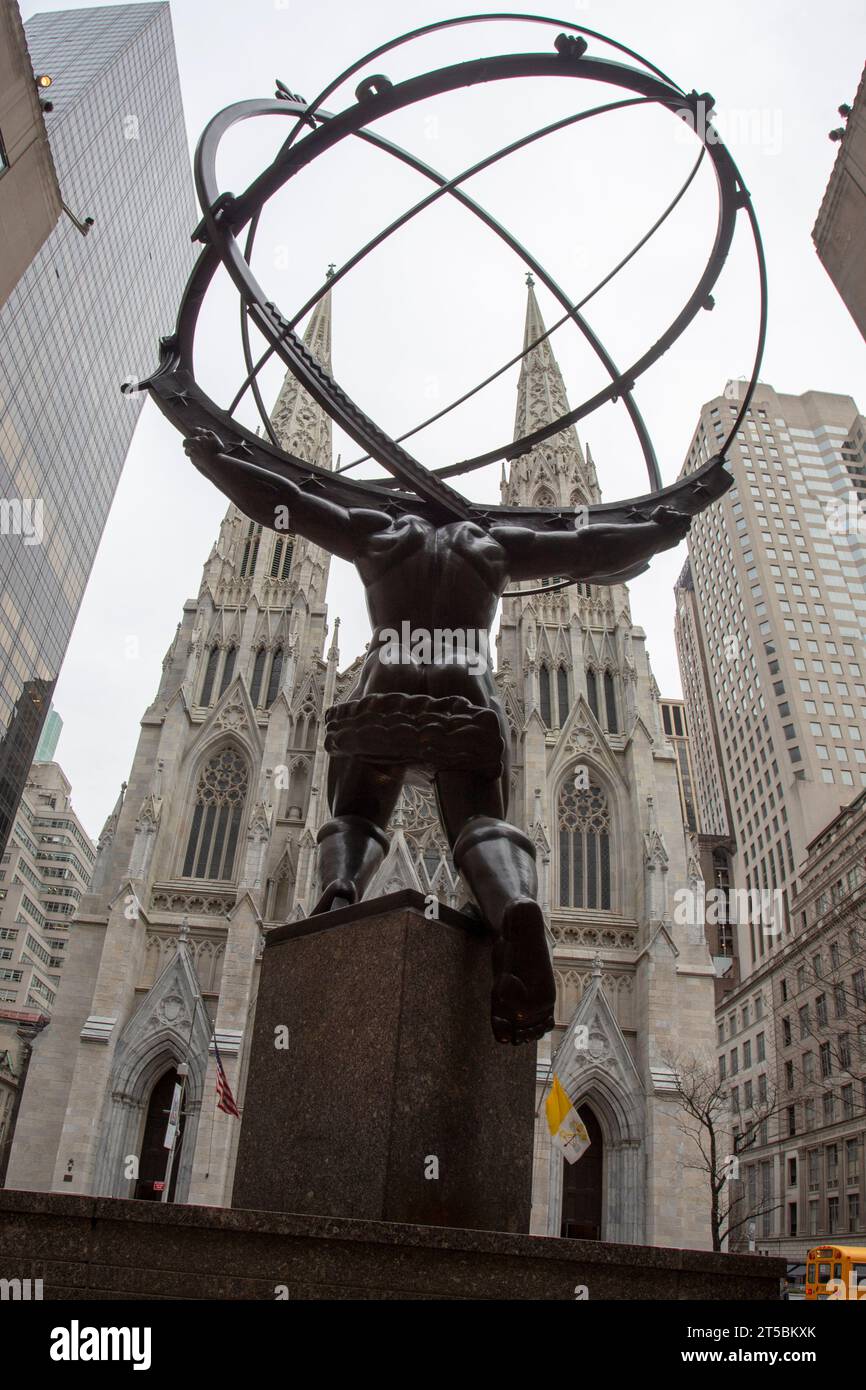 A stunning stock photo of the iconic Atlas statue at Rockefeller Center
