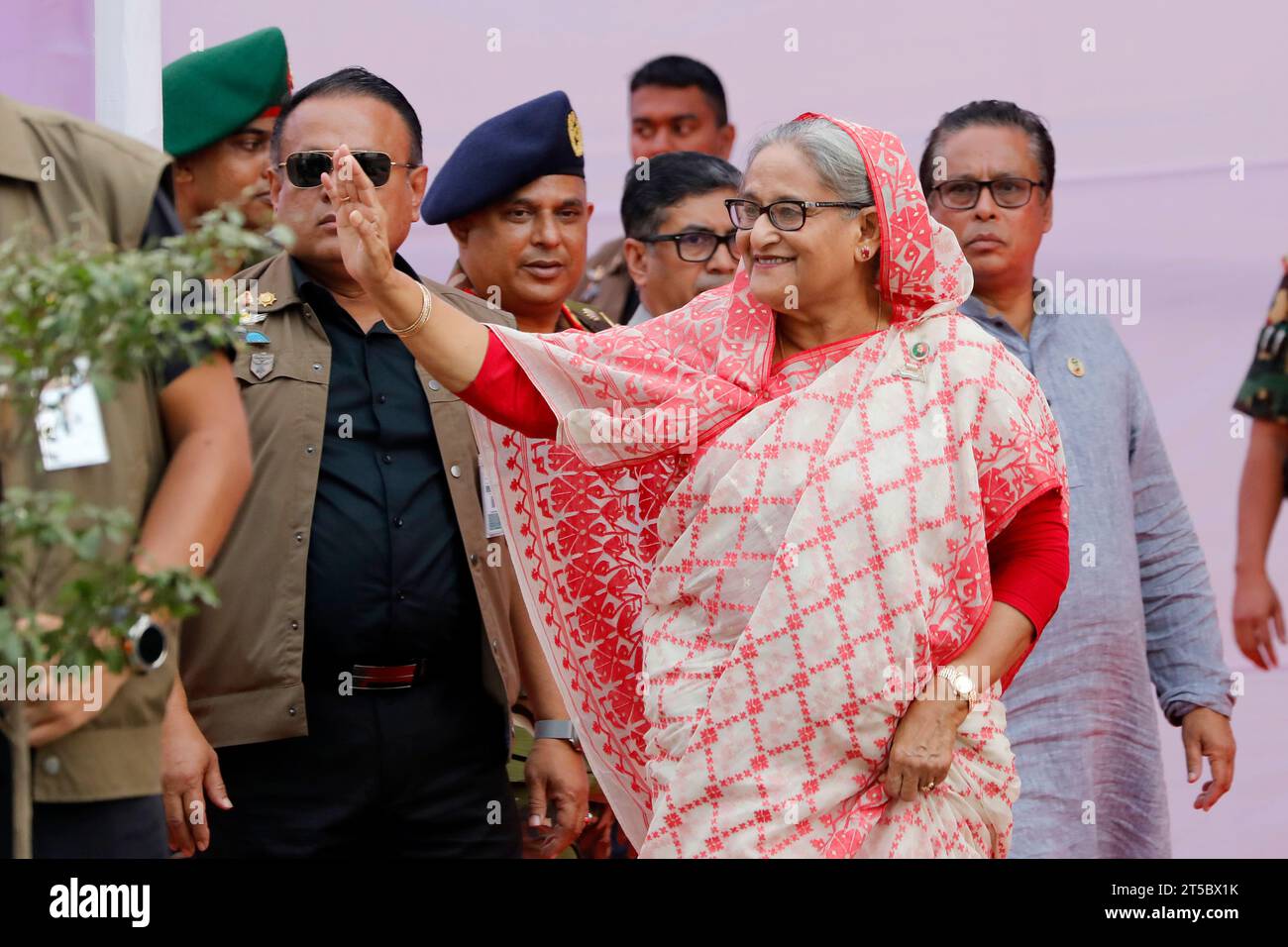 Dhaka, Bangladesh - October 04, 2023: Prime Minister Sheikh Hasina at Awami League's Dhaka divisional rally after inaugurating the Agargaon to Motijhe Stock Photo