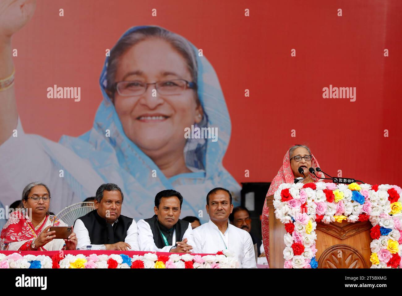 Dhaka, Bangladesh - October 04, 2023: After inaugurating the Agargaon to Motijheel section of the metro rail, Prime Minister Sheikh Hasina is addressi Stock Photo
